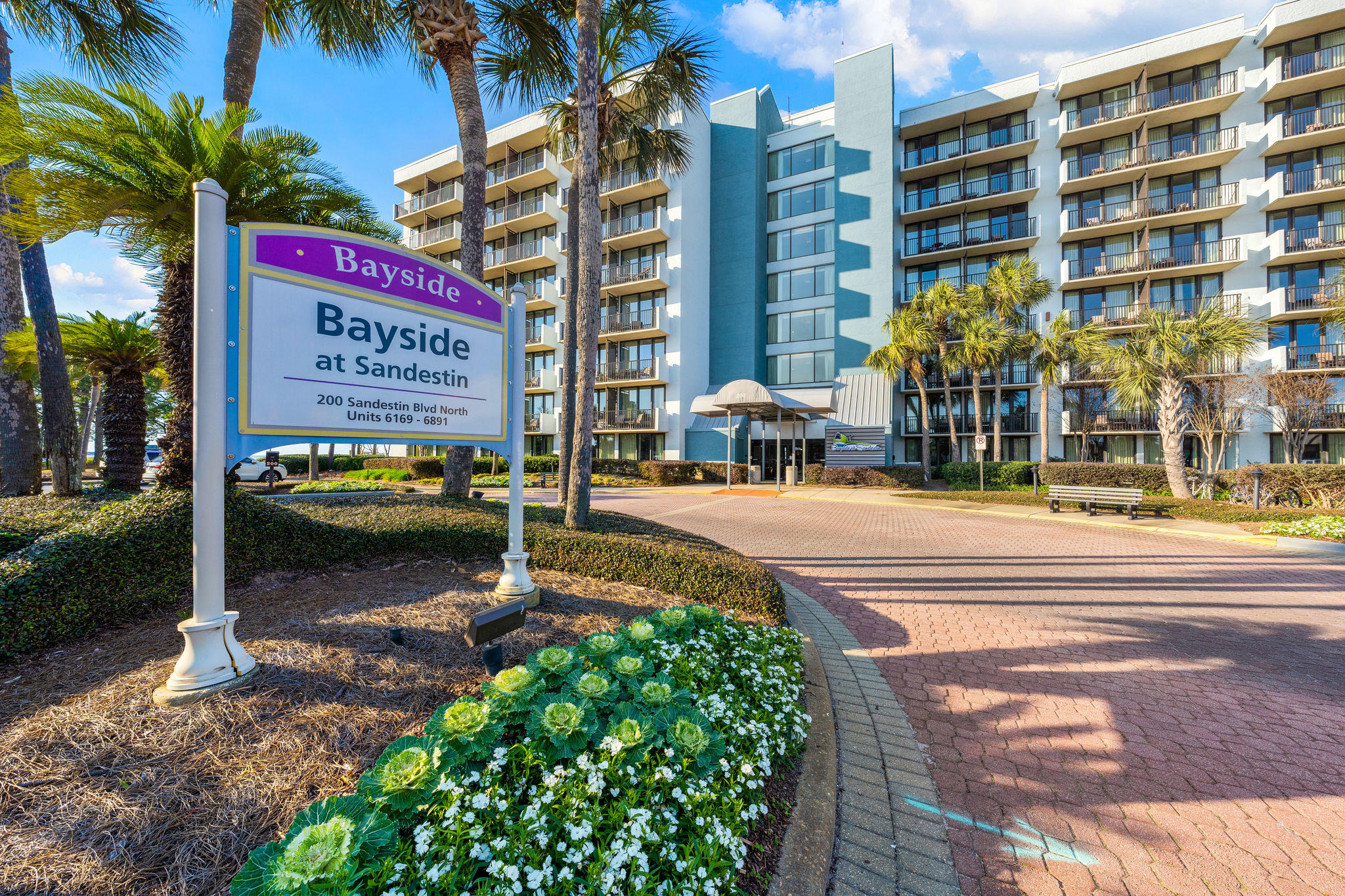 BAYSIDE CONDO SANDESTIN - Residential