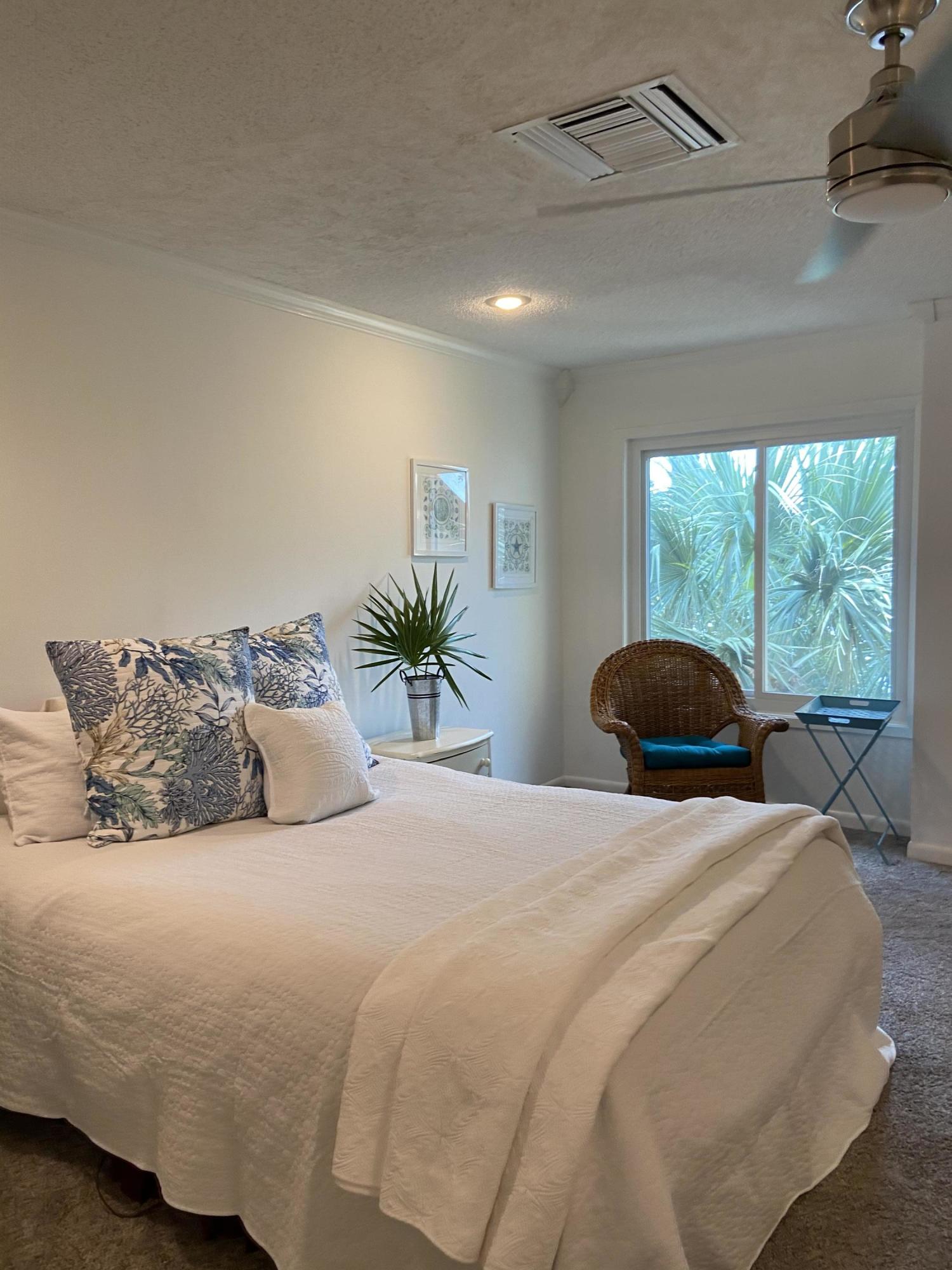 BEACHWALK T/H - Residential