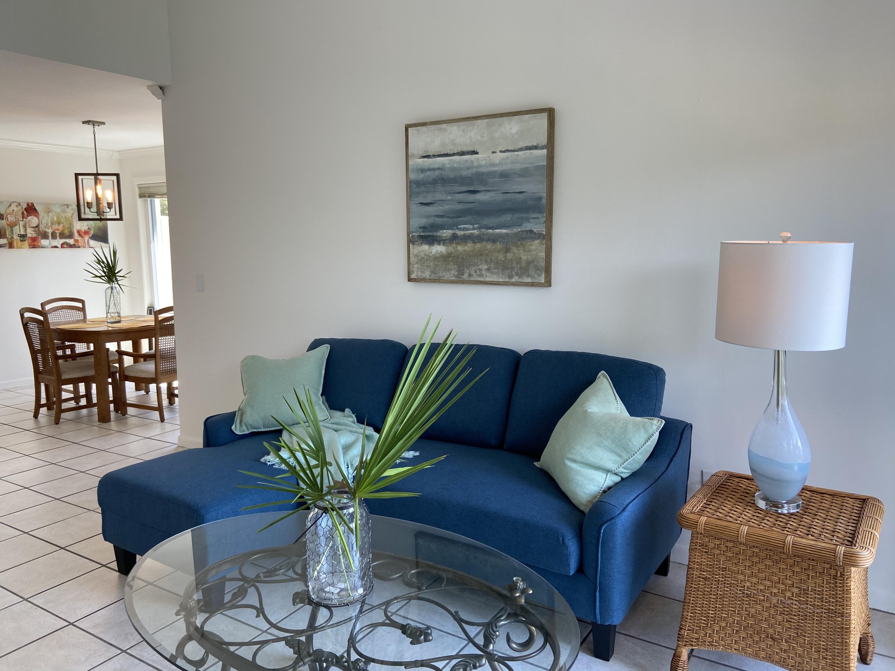 BEACHWALK T/H - Residential