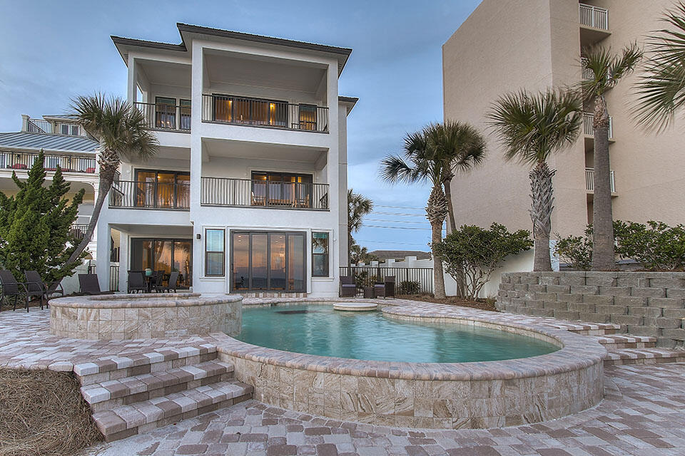 MIRAMAR BEACH - Residential