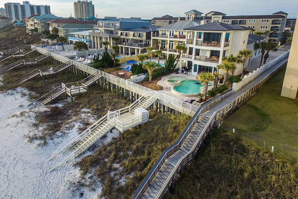 MIRAMAR BEACH - Residential