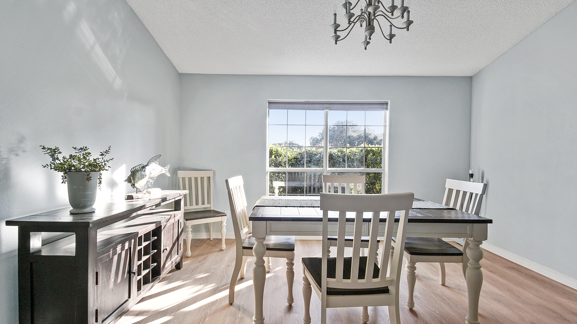 HOLLEY BY THE SEA - Residential