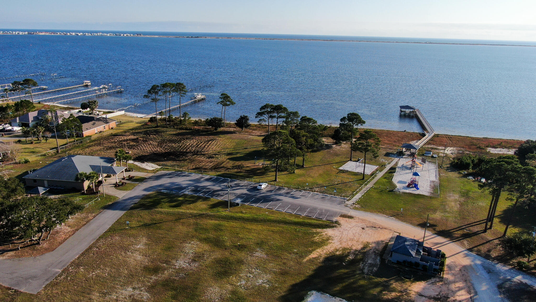 HOLLEY BY THE SEA - Residential