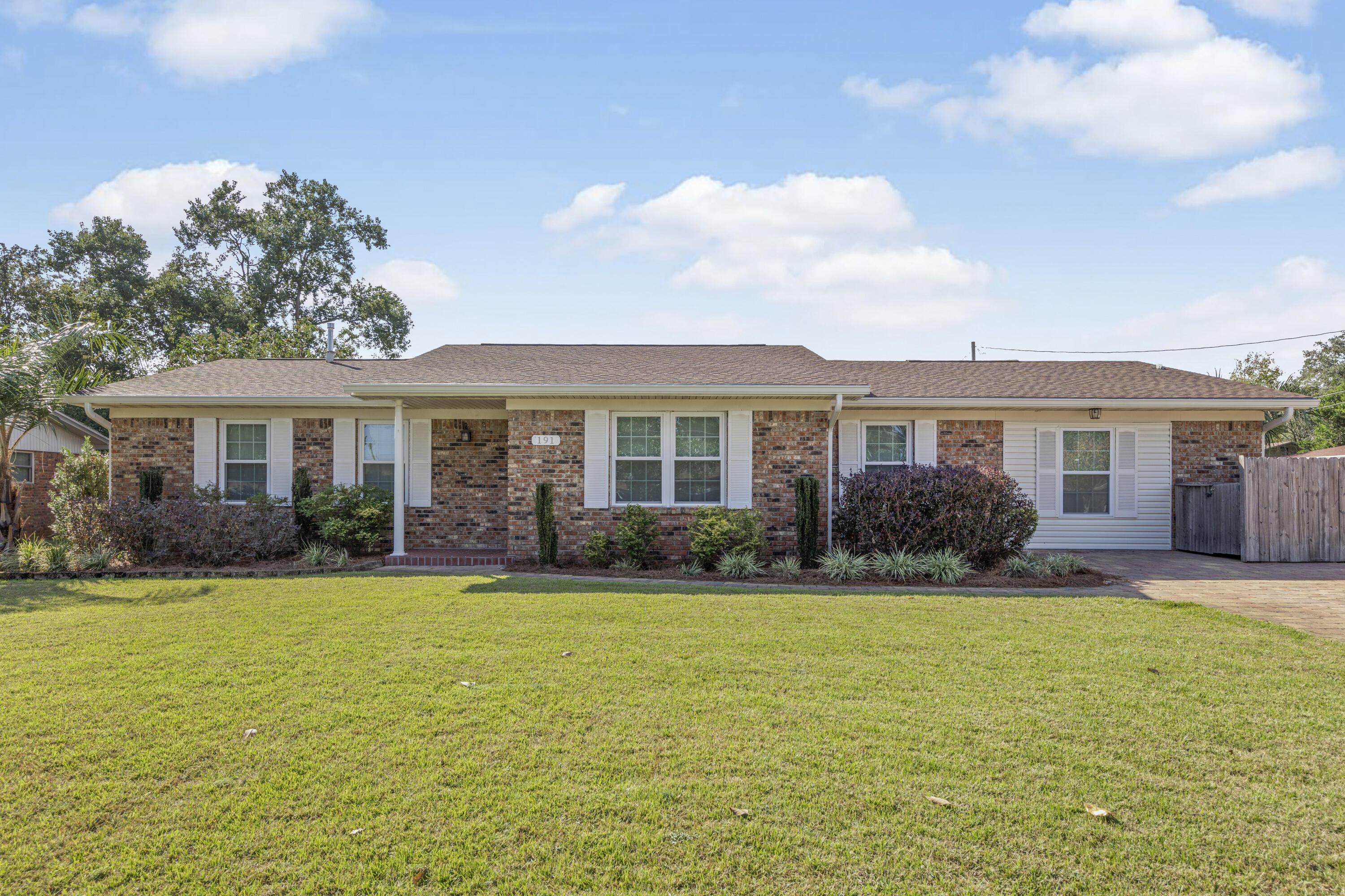 MIRAMAR ESTATES 4TH ADDN - Residential