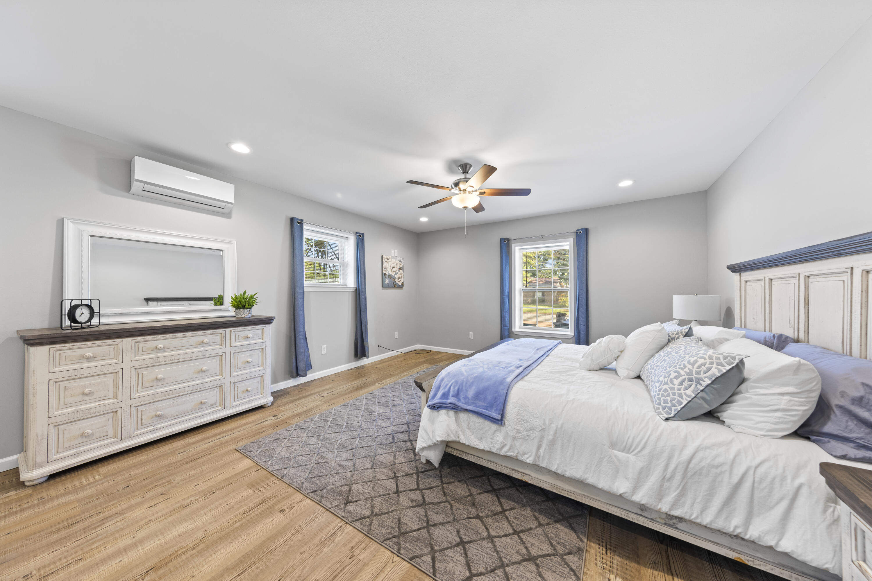 MIRAMAR ESTATES 4TH ADDN - Residential