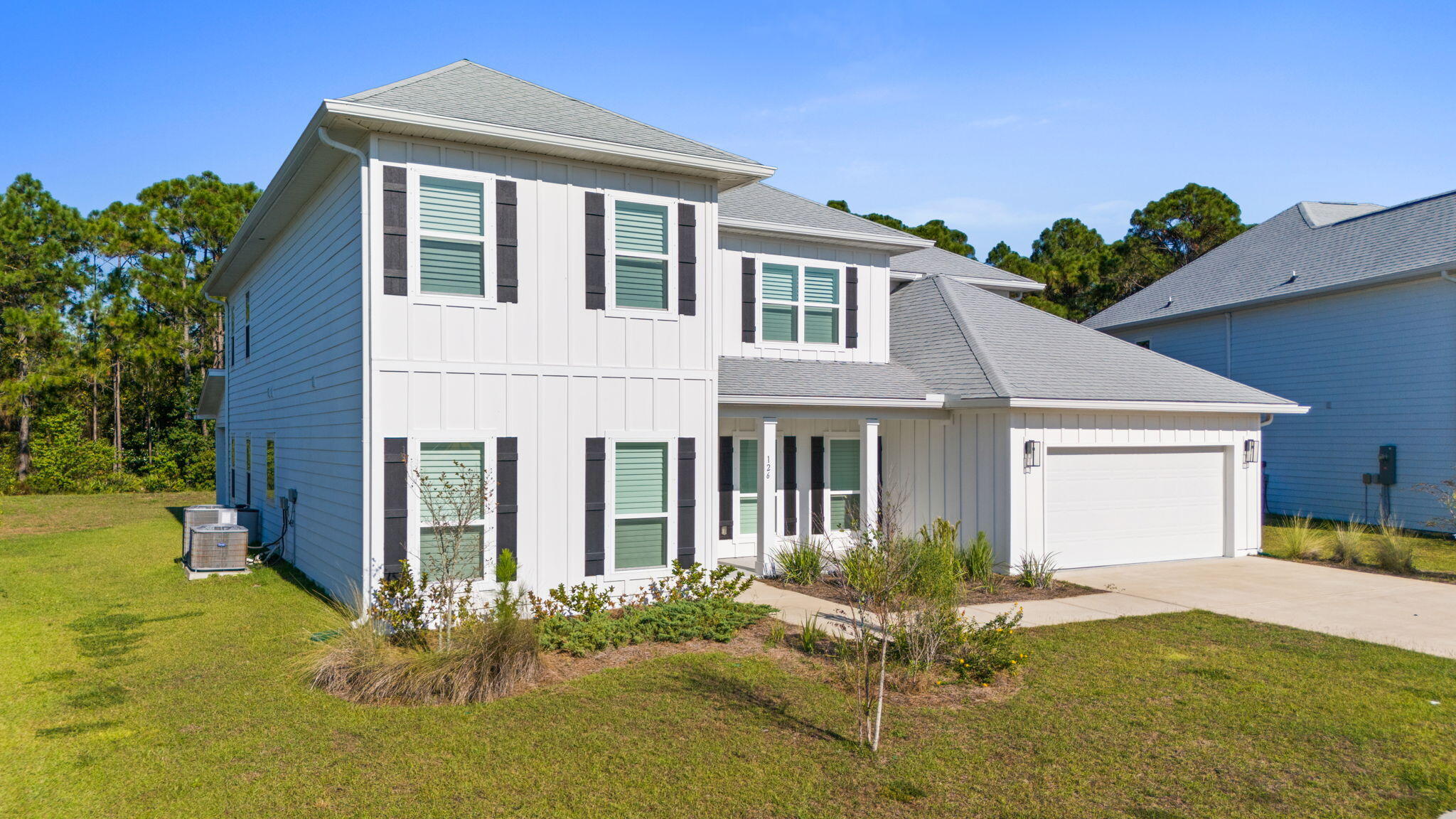 TIERRA VERDE - Residential