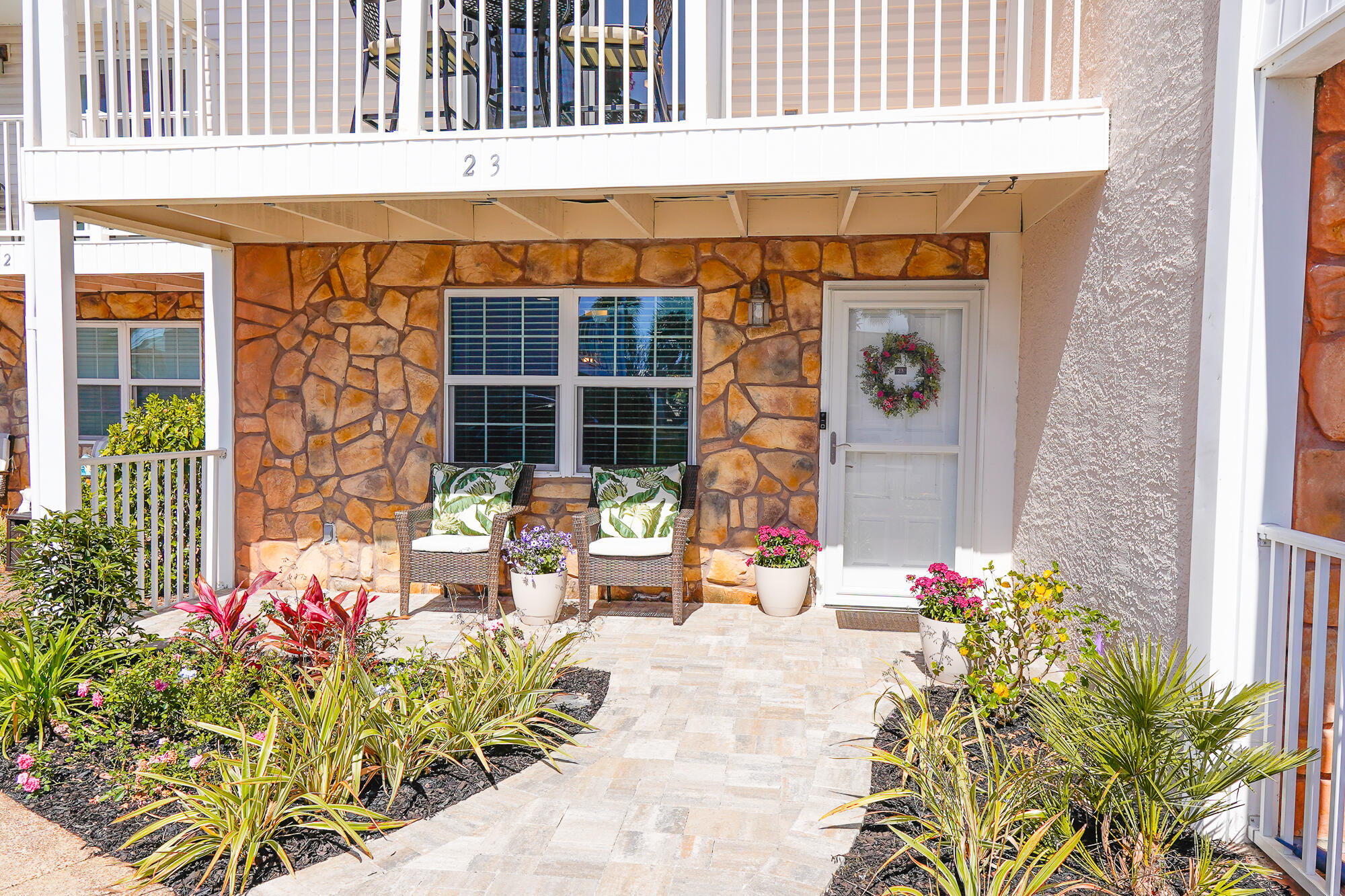 WOODLAND SHORES PH III TOWNHOMES - Residential