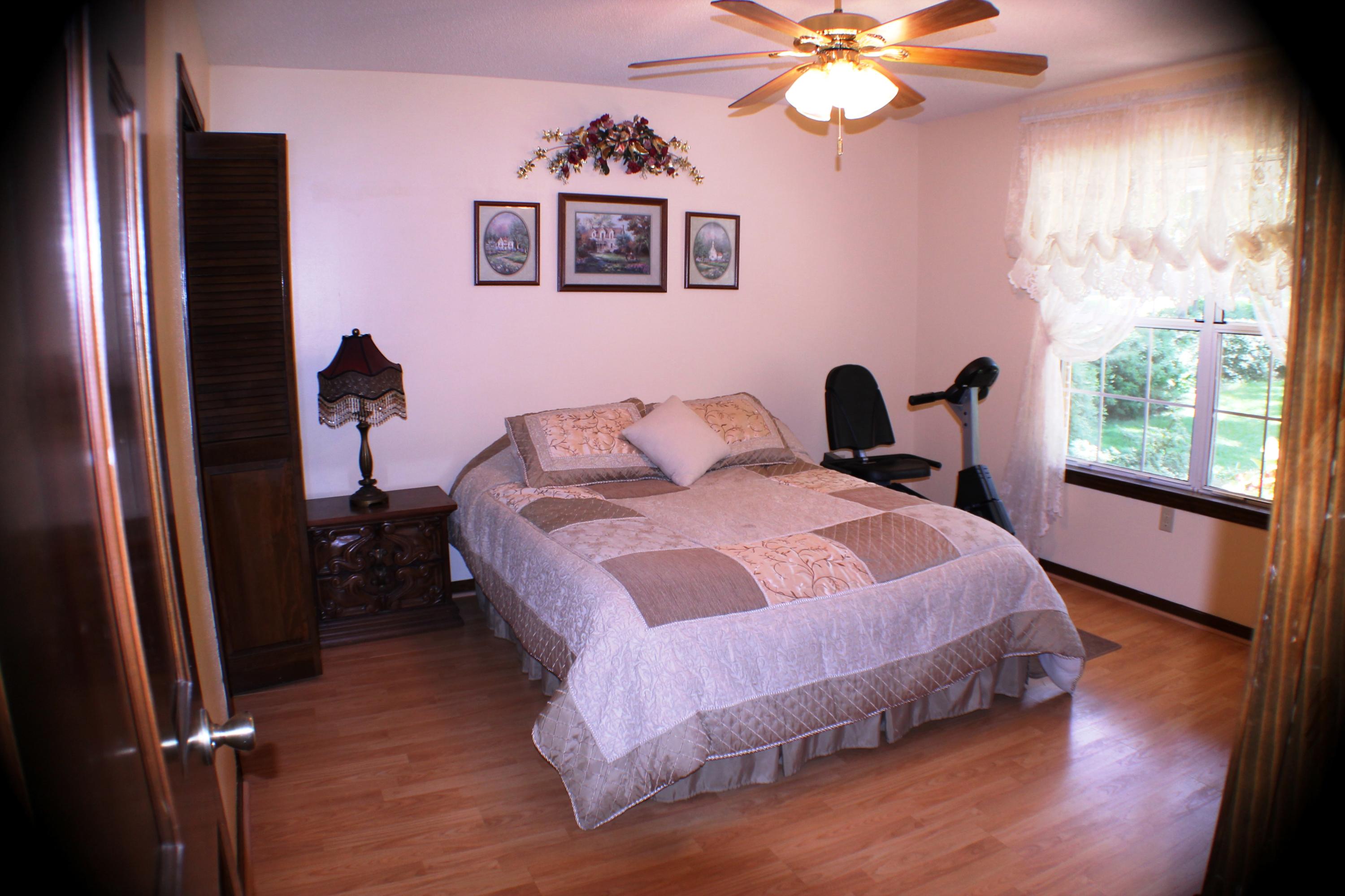 HOLLY HILLS - Residential