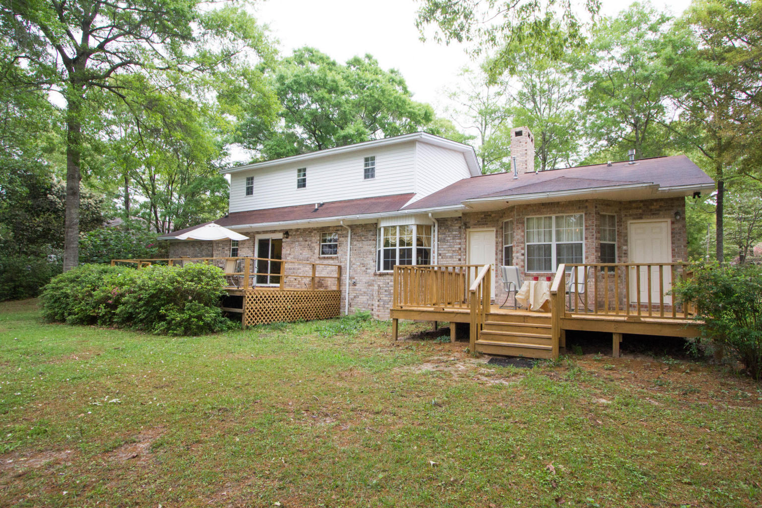 HOLLY HILLS - Residential