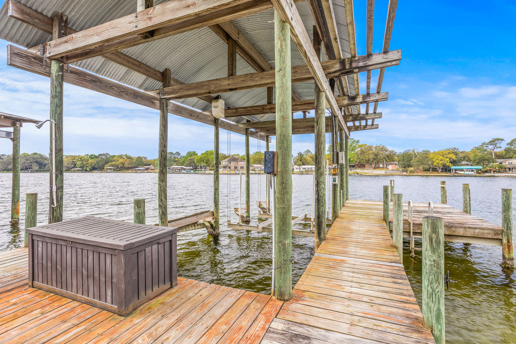 BAYOU VISTA - Residential