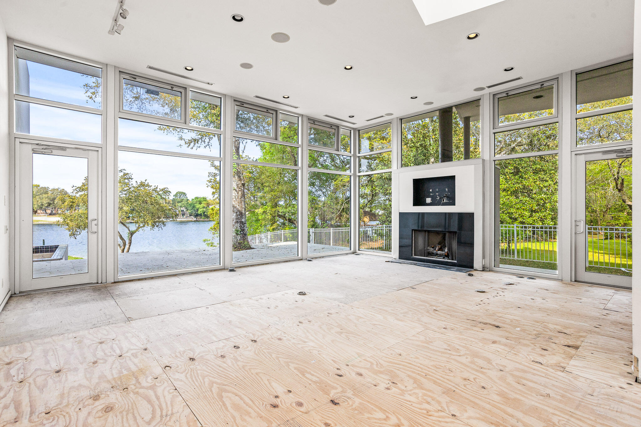 BAYOU VISTA - Residential