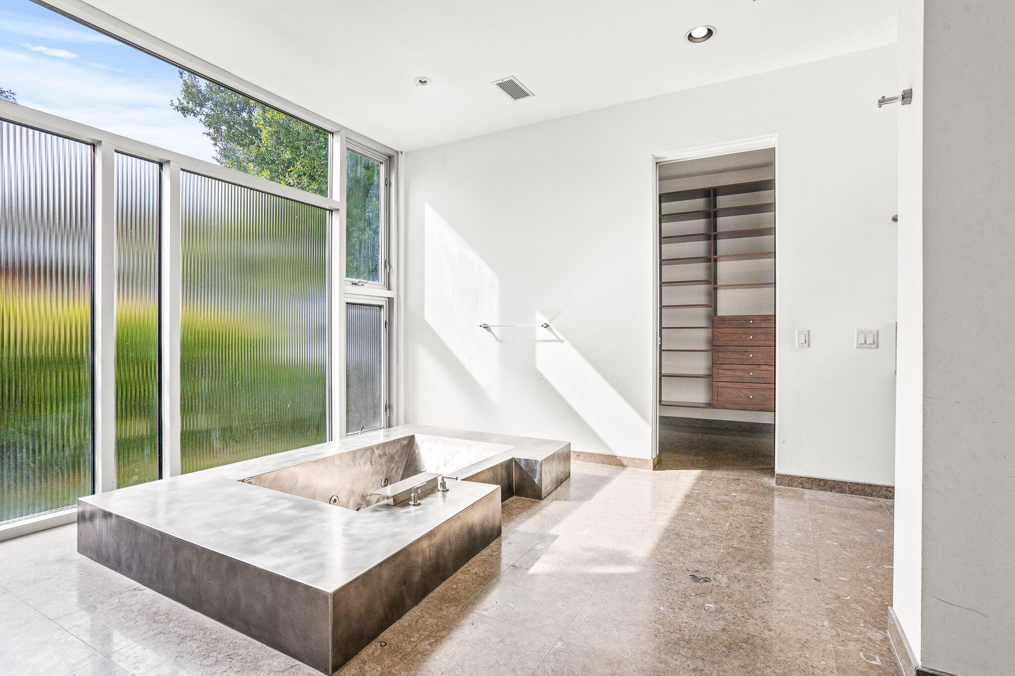 BAYOU VISTA - Residential