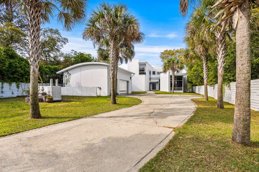 Introducing a stunning two-story waterfront home in Fort Walton.  3 bedrooms, 3.5 bathrooms, and two bonus spaces. This spacious home boasts a large custom kitchen overlooking a massive living room with fireplace. The master suite is located downstairs, and features floor to ceiling windows overlooking the pool and water. Master bathroom offers double vanities, custom stainless steel soaker tub, seperate shower, and a bidet! Additional bedrooms and bonus areas located upstairs. Enjoy the waterfront view  or relax by the pool on a hot summer day. With a massive 3-car garage and boat deck, this house has everything you need. This property is in need of updates and TLC, but theres nothing else like it on the market! Don't miss out on this amazing opportunity to make this house your new home