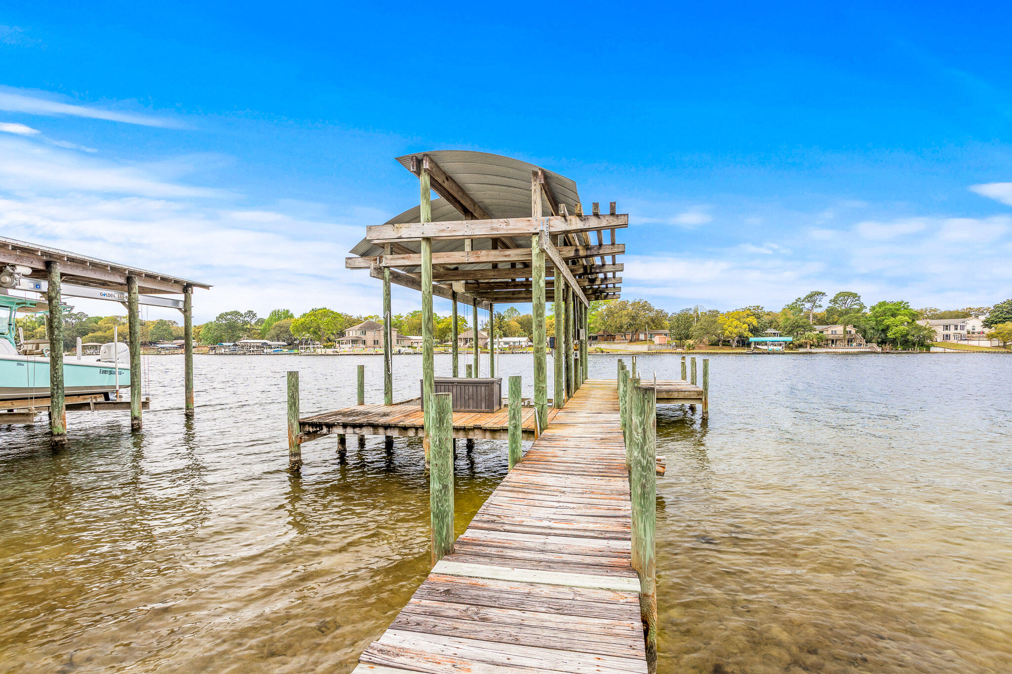 BAYOU VISTA - Residential