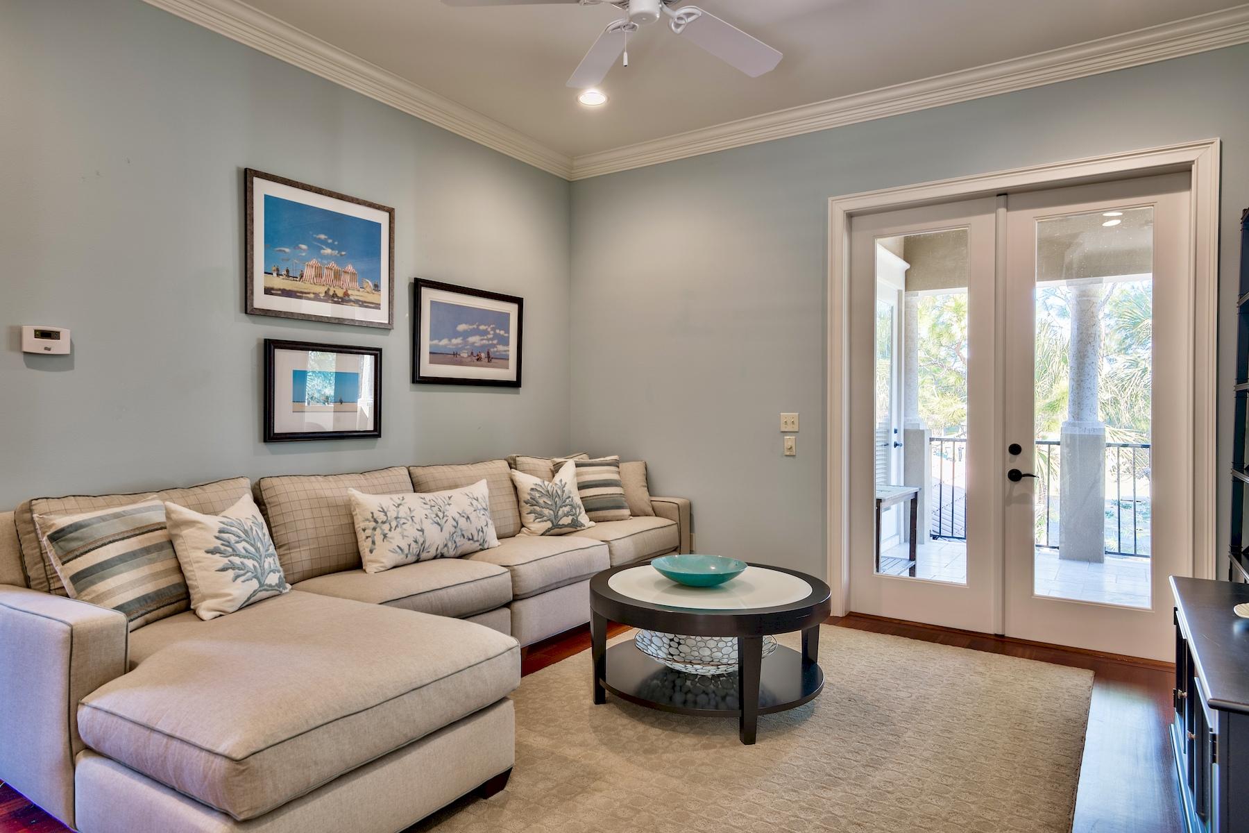 BURNT PINE - Residential