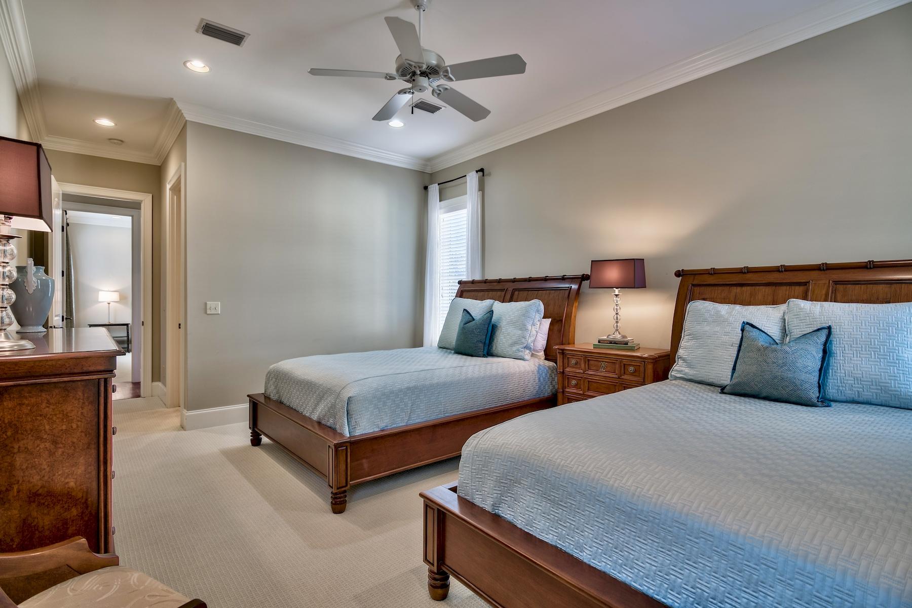 BURNT PINE - Residential