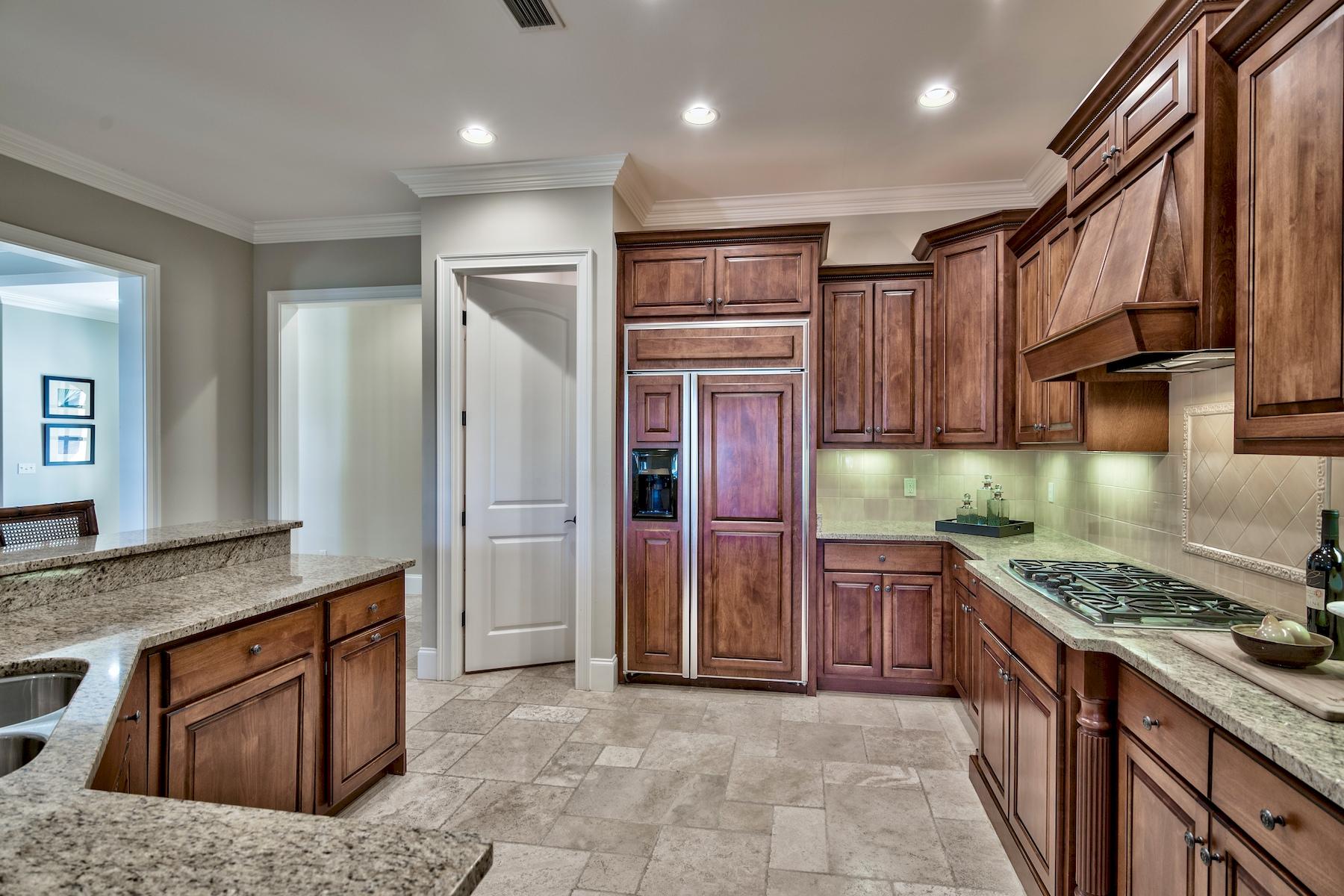 BURNT PINE - Residential