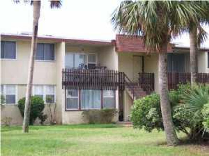 Great investment opportunity or a very inexpensive get away. This unit has new carpet and paint. Unit is in very good shape with great views of the pool. Unit has an entrance on both the front and back of the unit. Property is close to beaches, shopping, mall and golf.