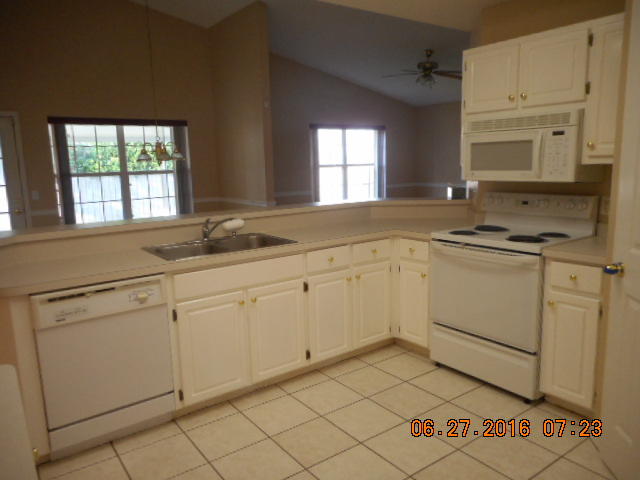 WATERFORD ESTATES S/D - Residential Lease