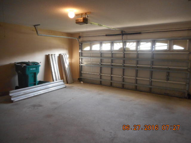 WATERFORD ESTATES S/D - Residential Lease