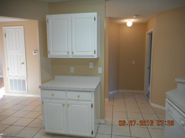 WATERFORD ESTATES S/D - Residential Lease