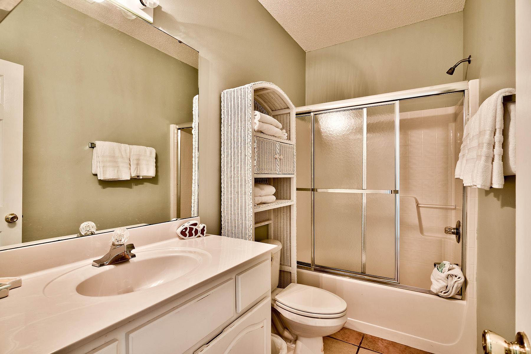 SEABREEZE COTTAGES - Residential