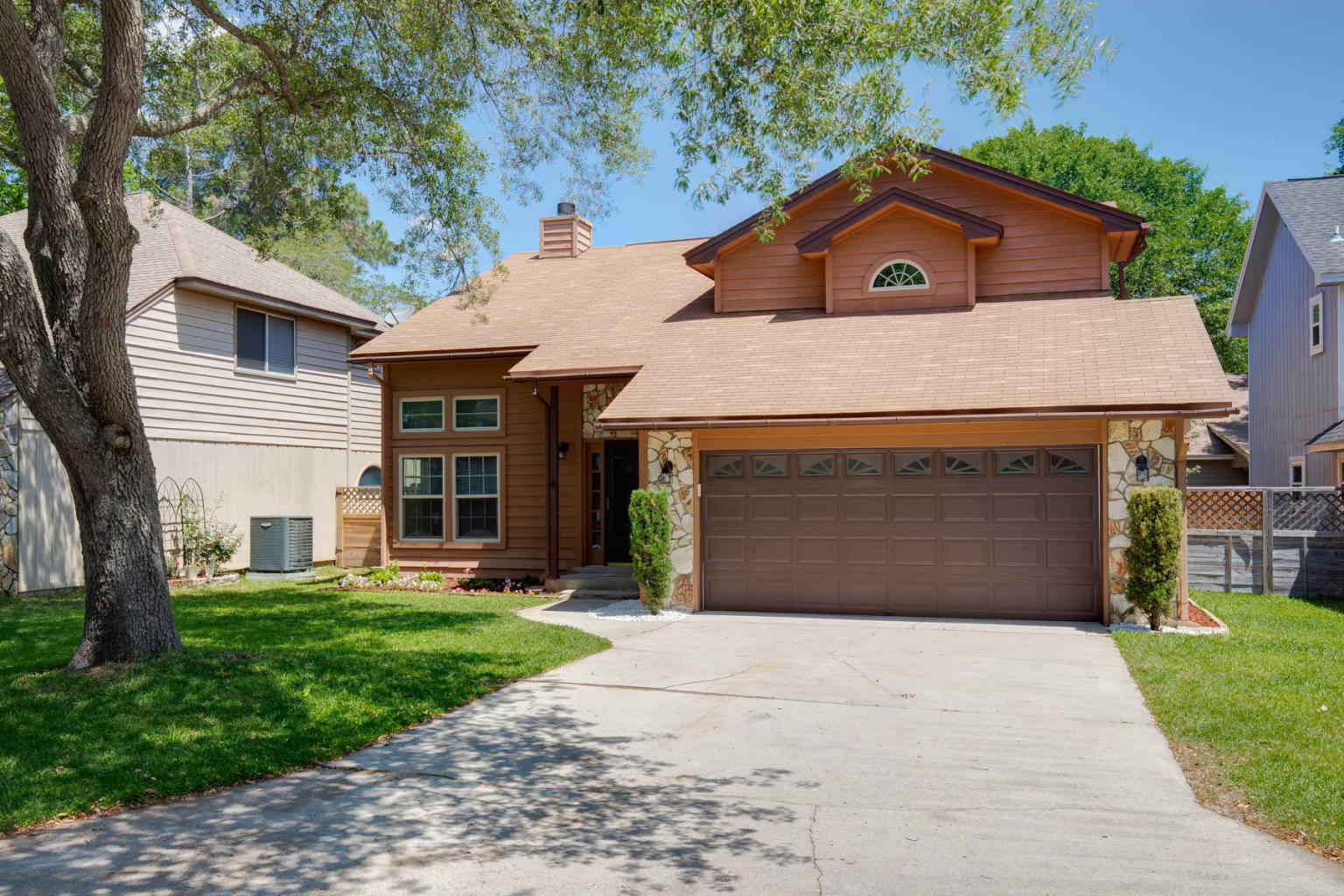 CROSSWINDS LANDING - Residential Lease