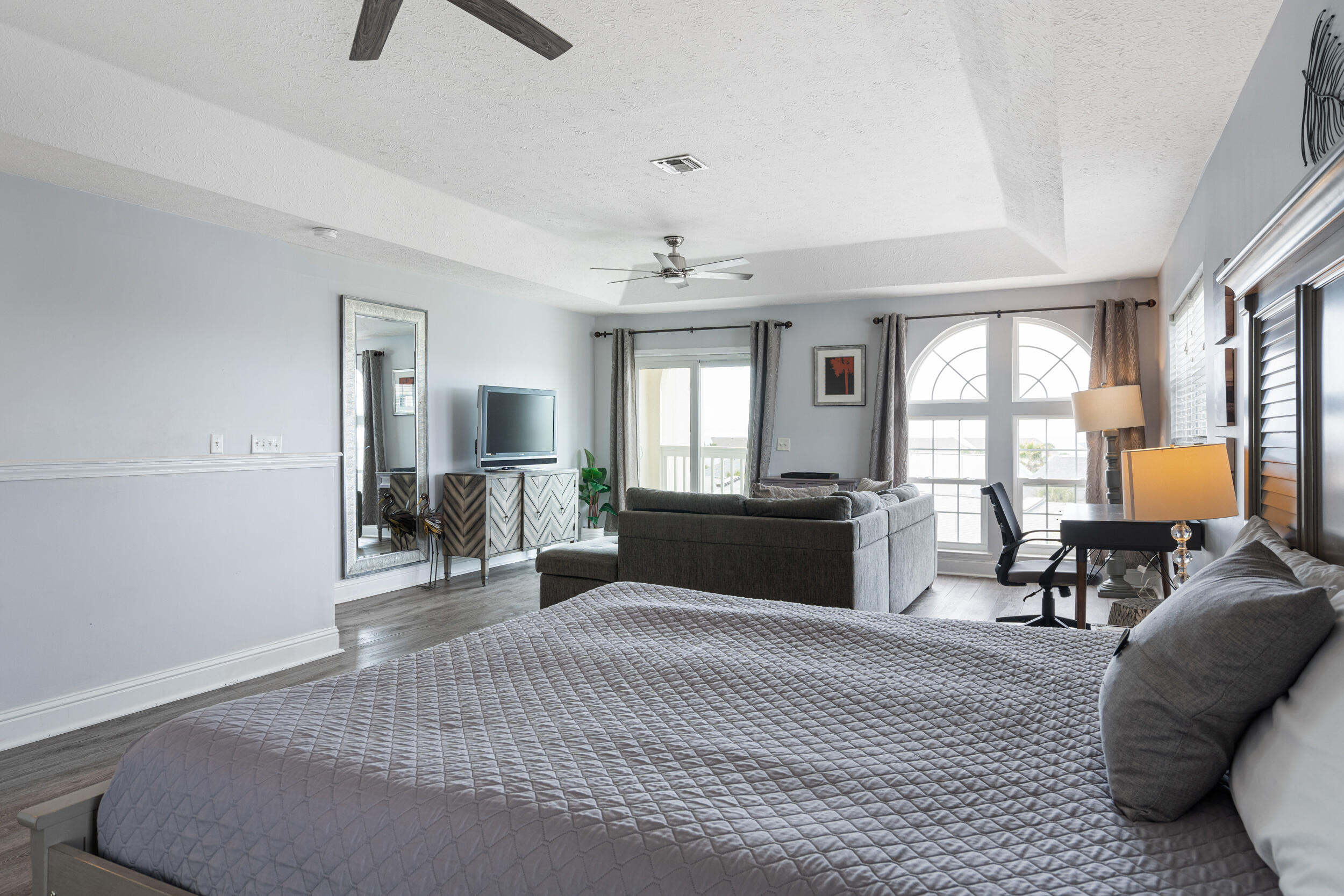 The Palms - Residential