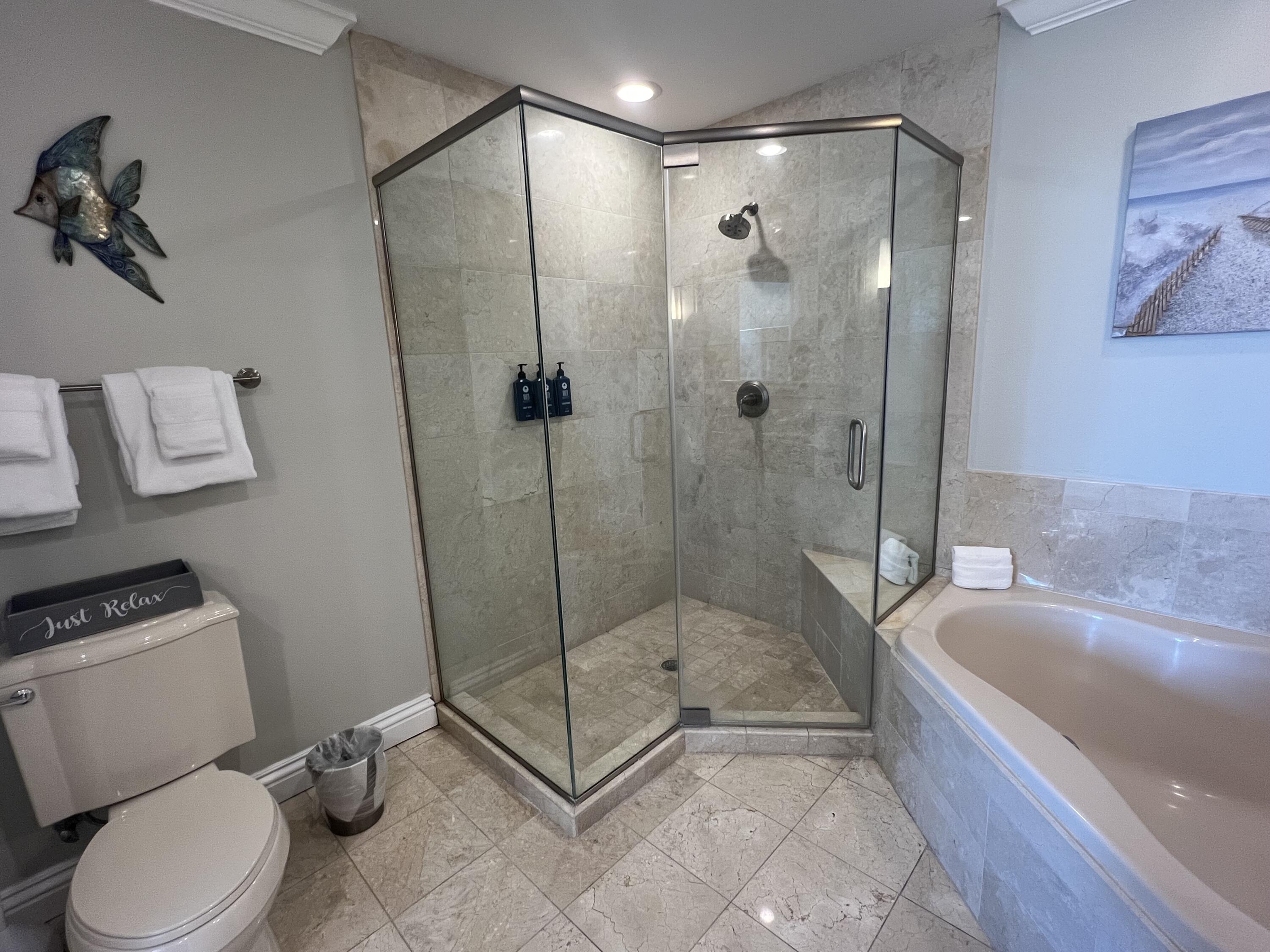 EMERALD GRANDE - Residential