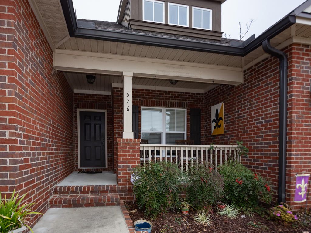 Hawk's Landing - Residential