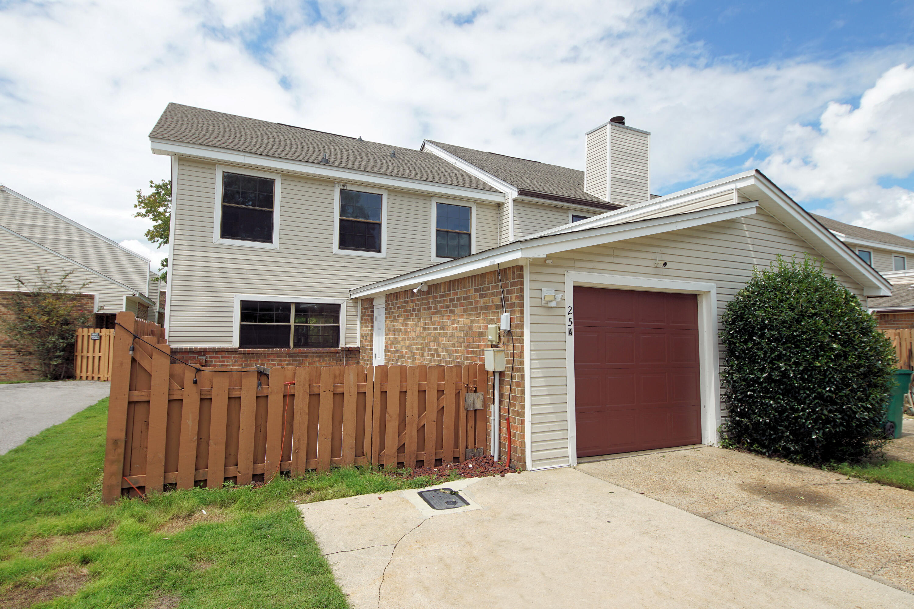 Move-In Ready!   Close to Eglin AFB. Wonderful end unit townhome in Portofino! 2 Bedroom 1 1/2 Bathroom, 2020 New HVAC  2022 New Hot Water Heater.  One car garage with automatic opener, courtyard, and community pool. This home features an open floor plan, large eat-in kitchen, and a stone corner fireplace. Both bedrooms are on the second floor and have lots of storage space. New Water Heater being installed and New Windows. Seller will provide Flooring Allowance. Schedule your Showing to view this Property!