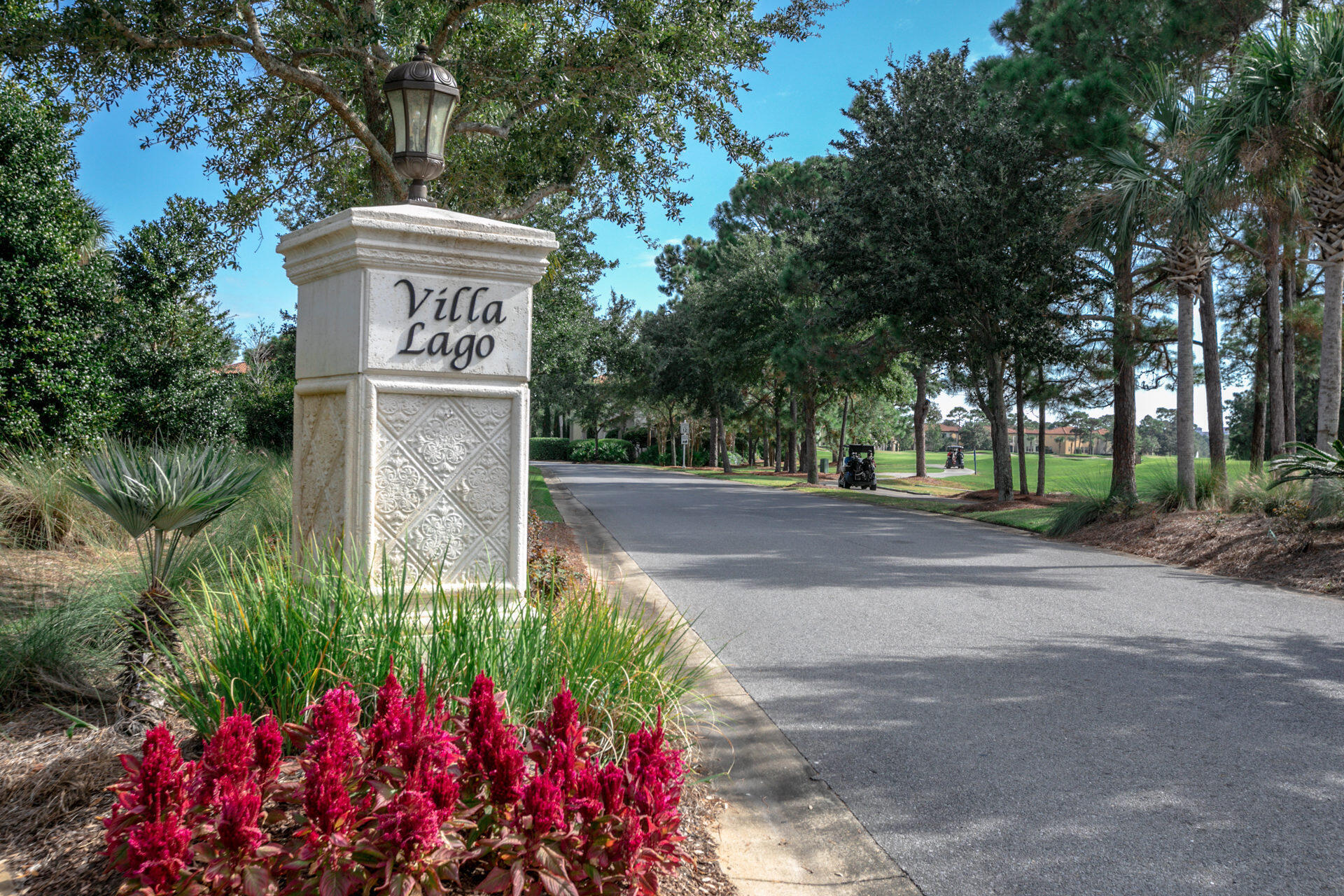 VILLA LAGO - Residential