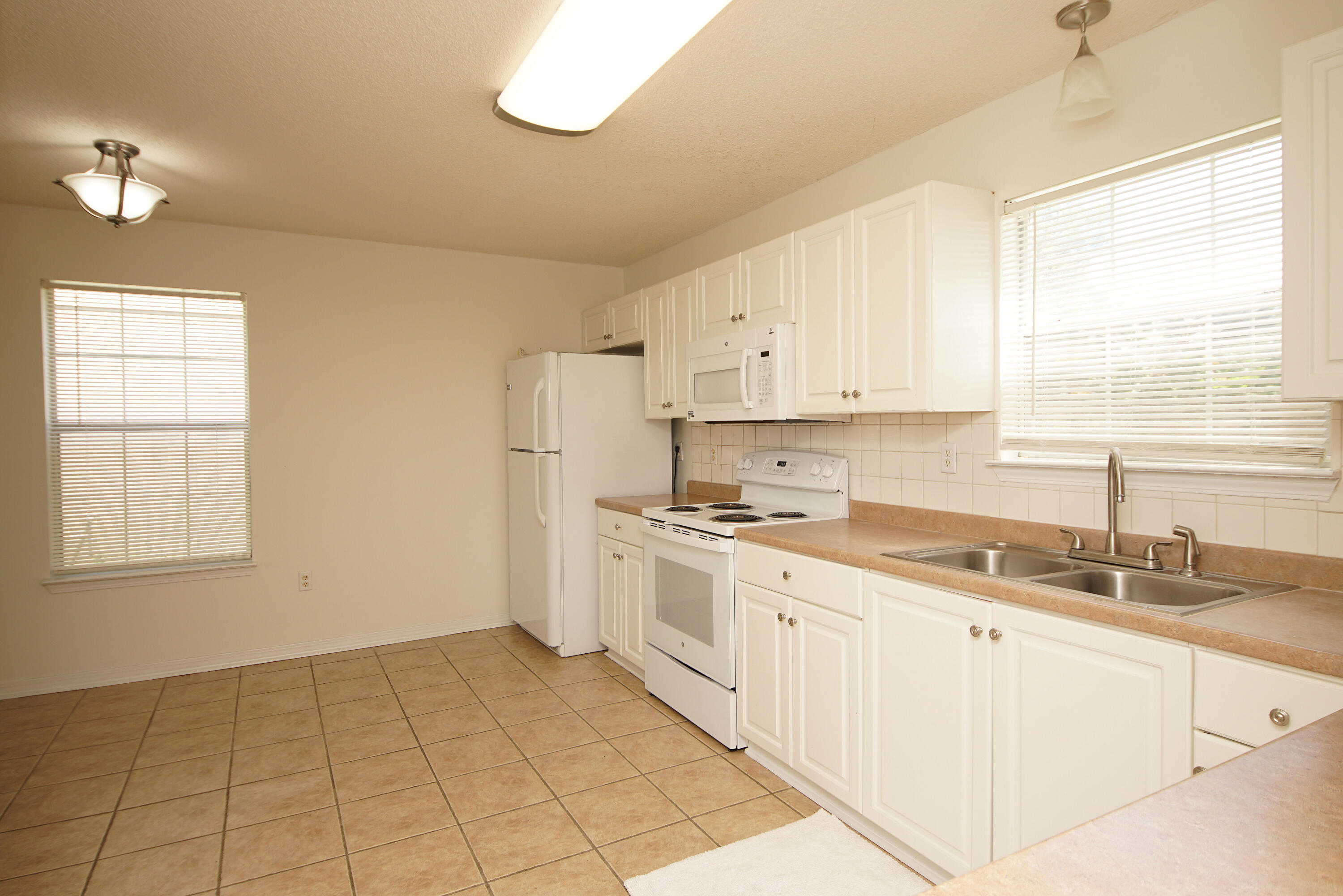 FOREST OAKS PH 2 - Residential