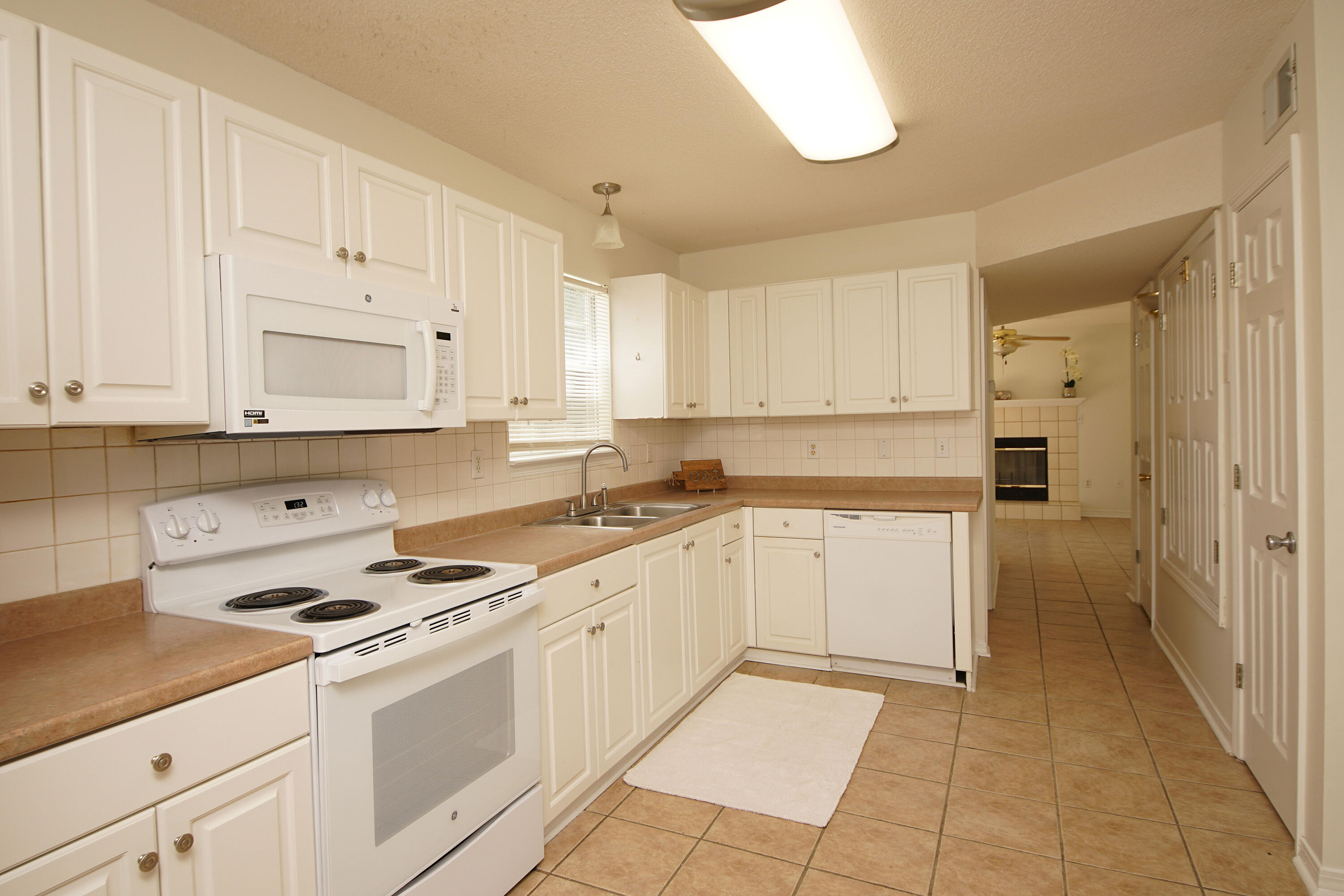 FOREST OAKS PH 2 - Residential