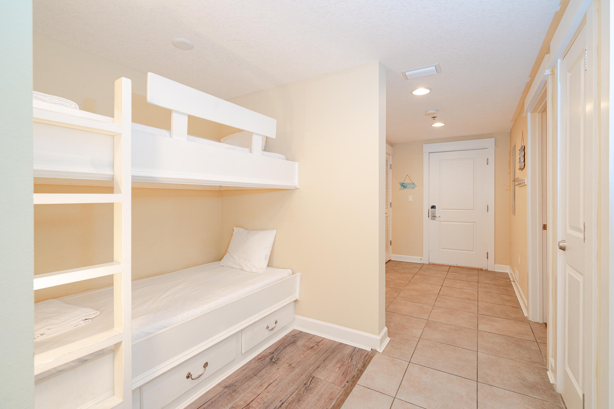 GRAND PANAMA BEACH RESORTS - Residential