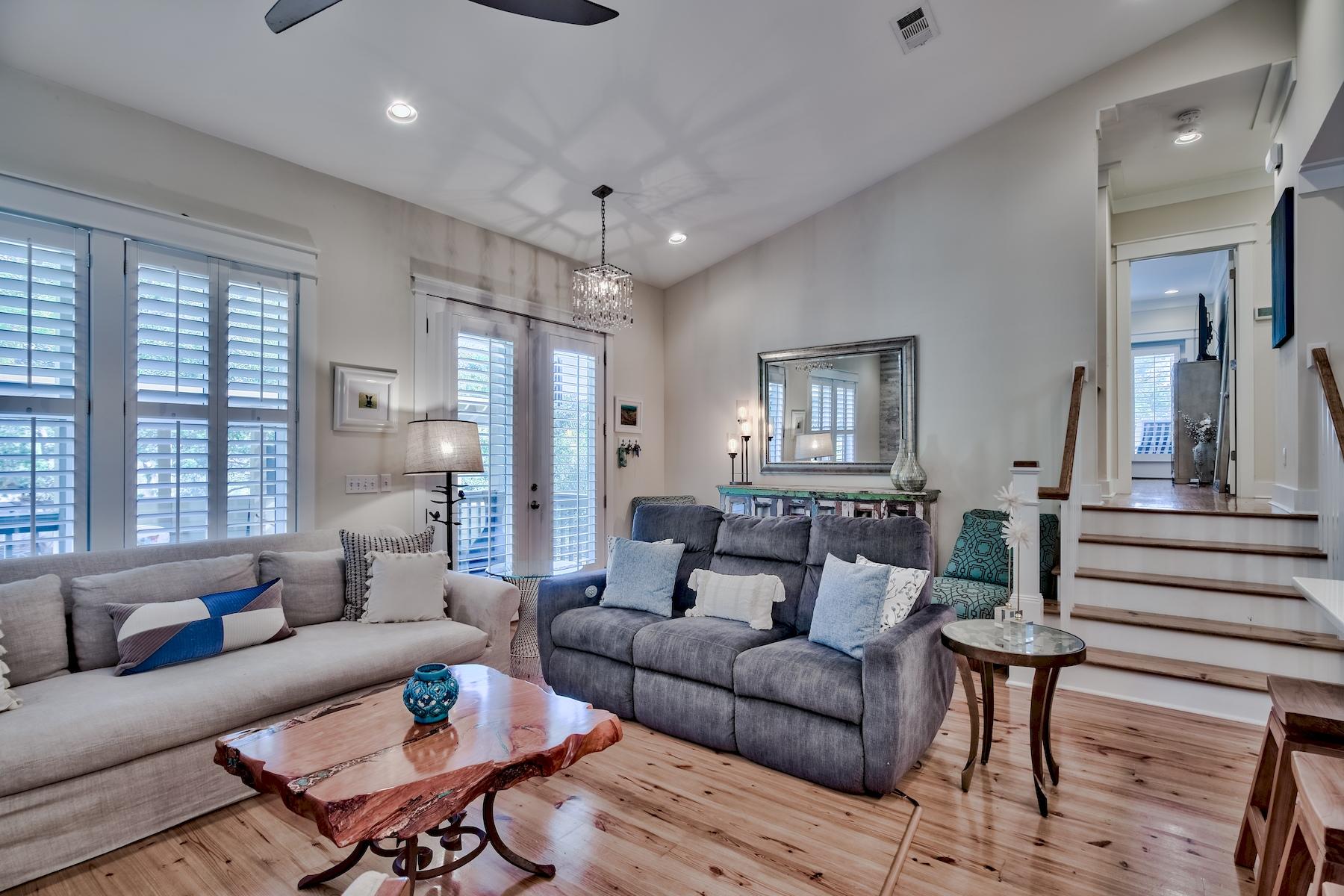 SUMMER RIDGE - Residential