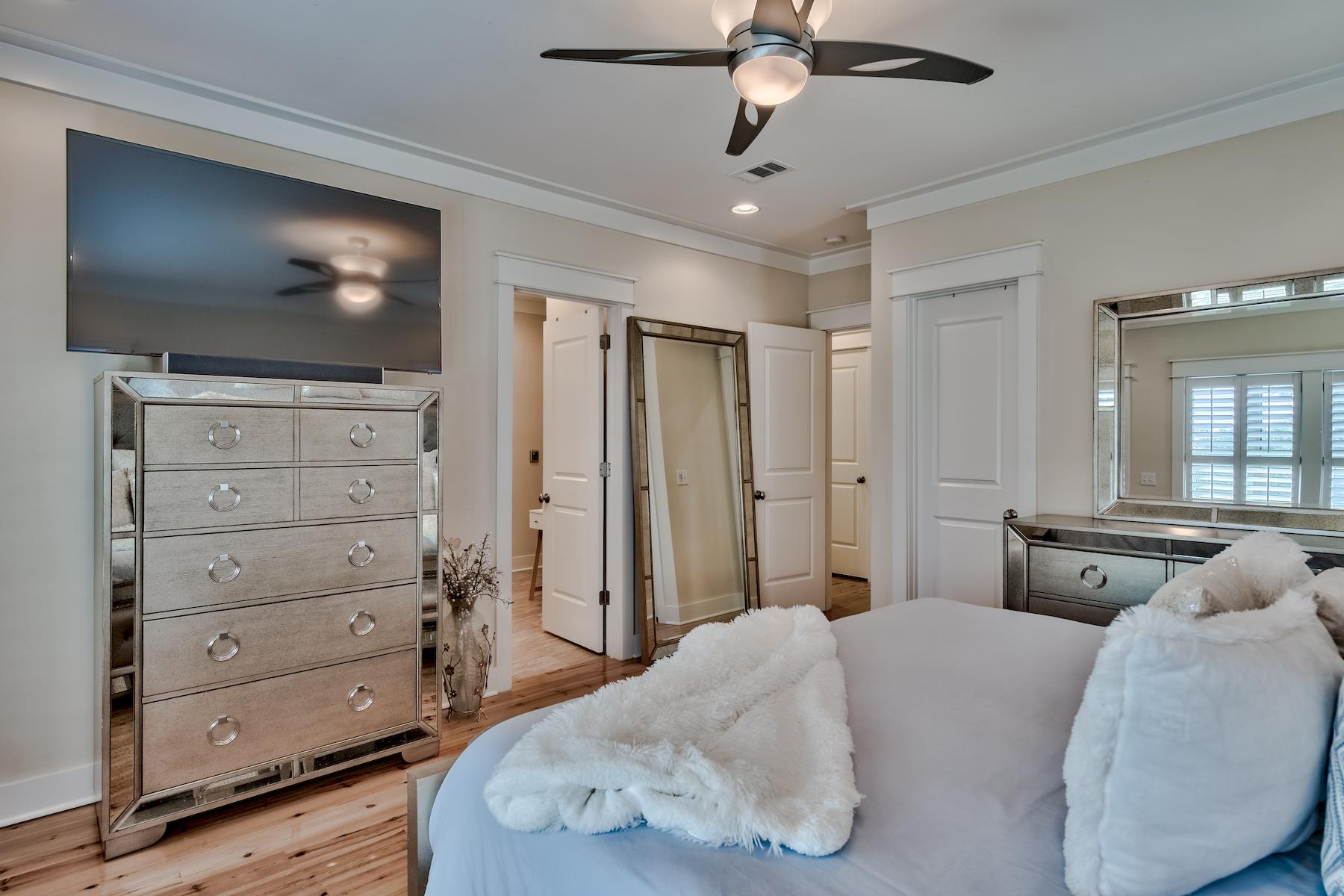 SUMMER RIDGE - Residential