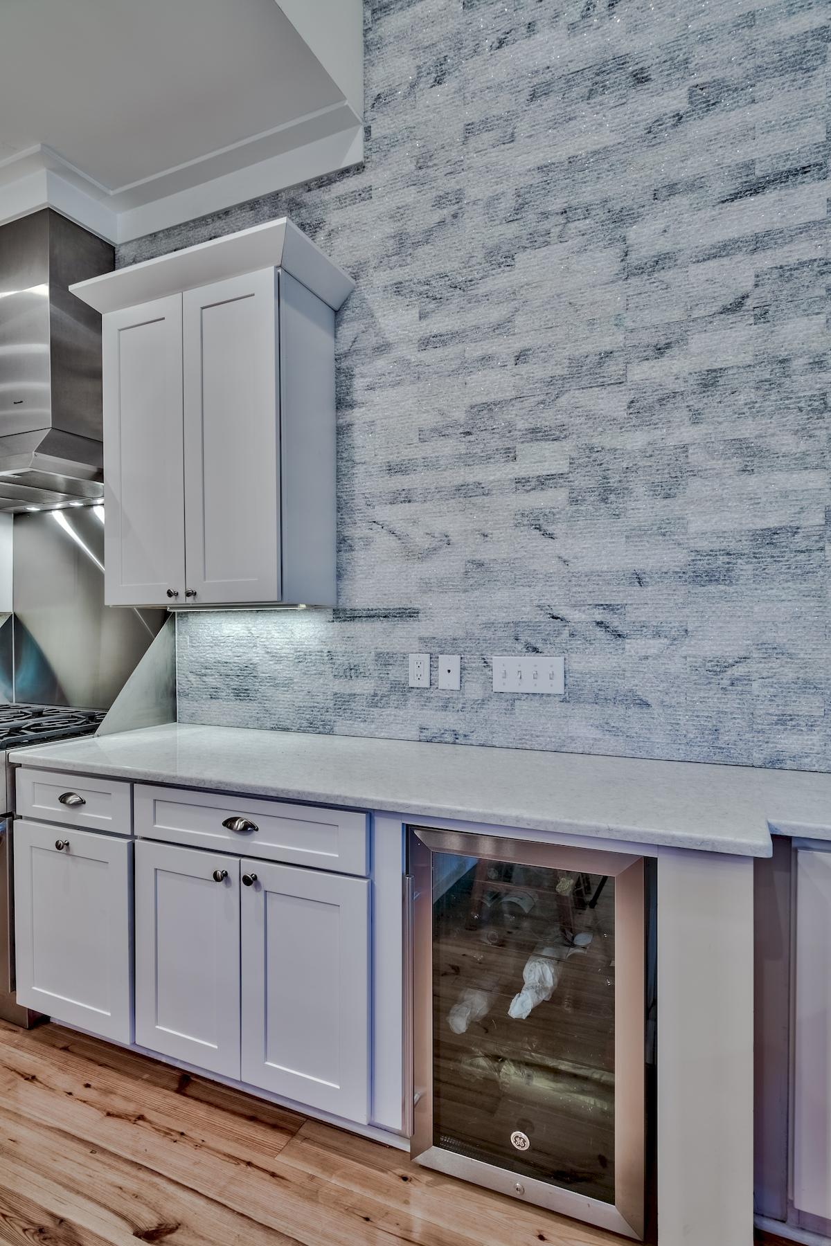 SUMMER RIDGE - Residential