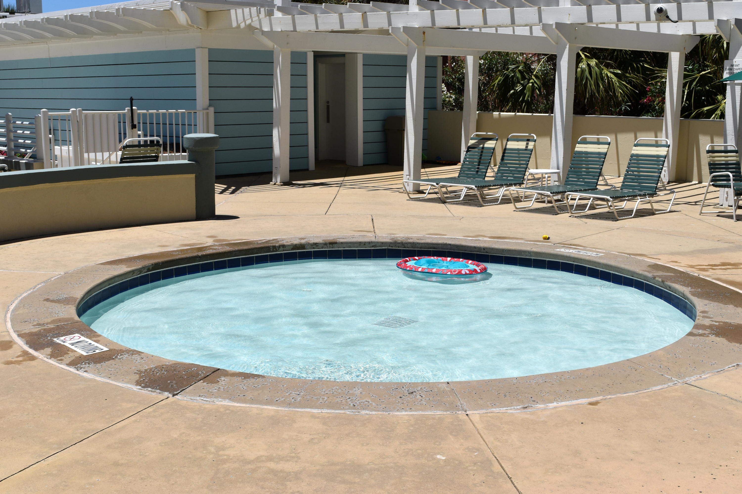 TIDES AT TOPS'L - Residential