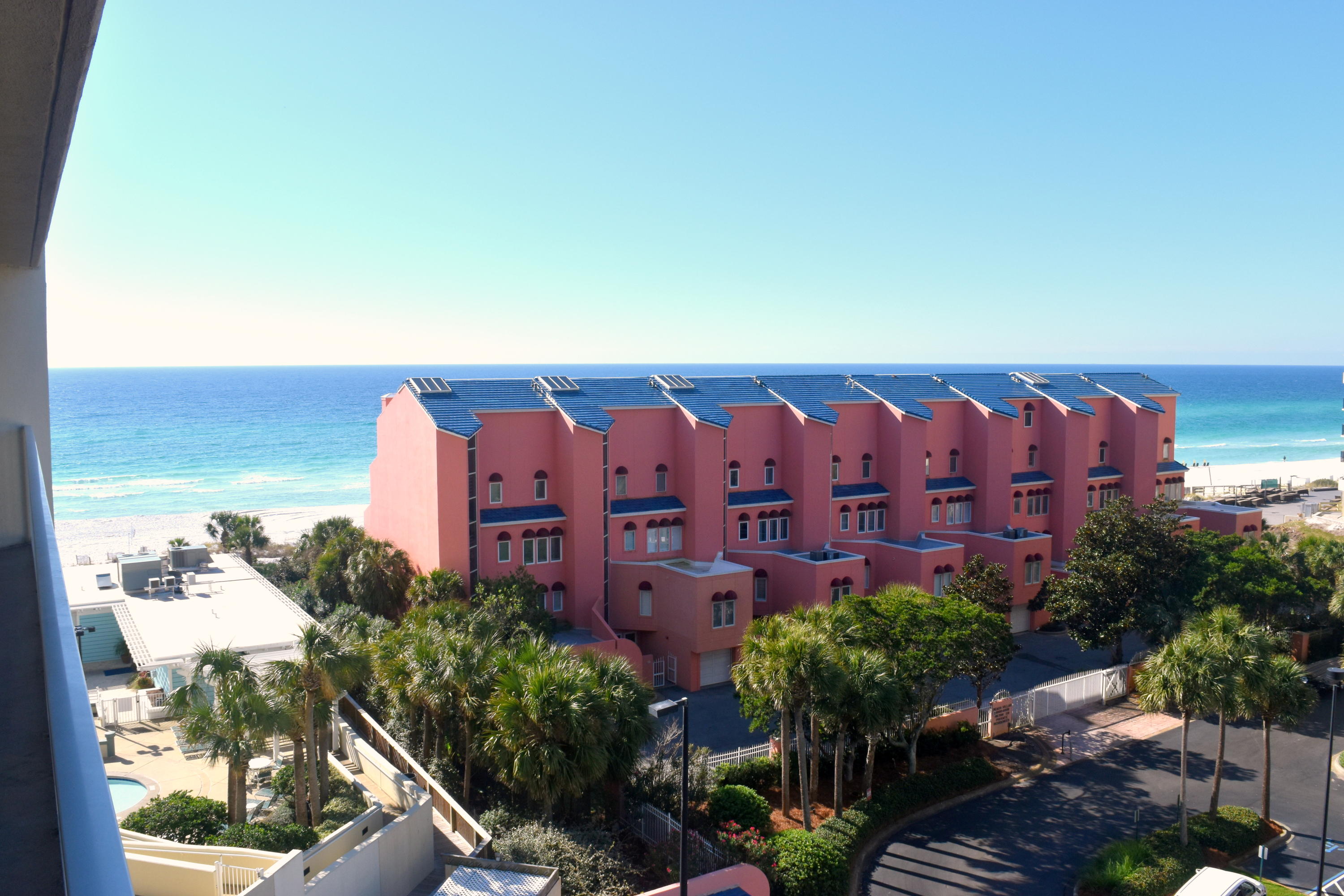 TIDES AT TOPS'L - Residential