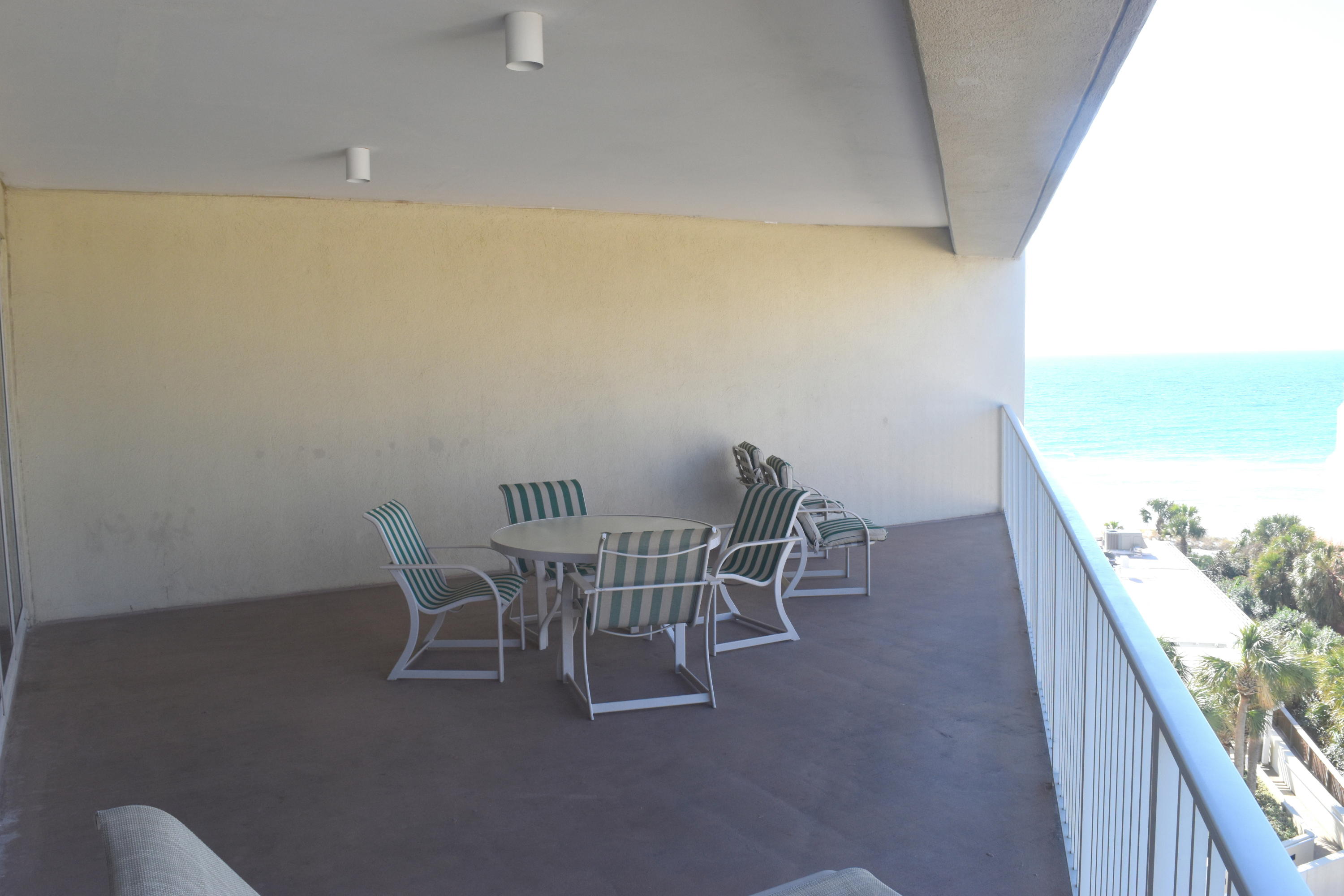 TIDES AT TOPS'L - Residential