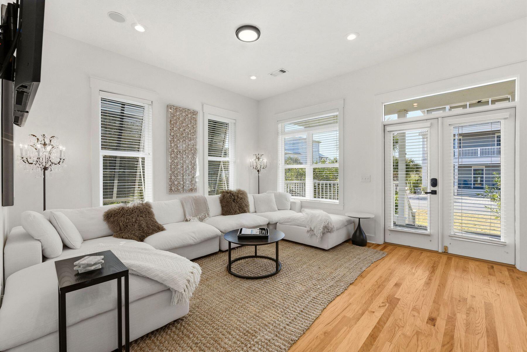 SEACREST EAST - Residential