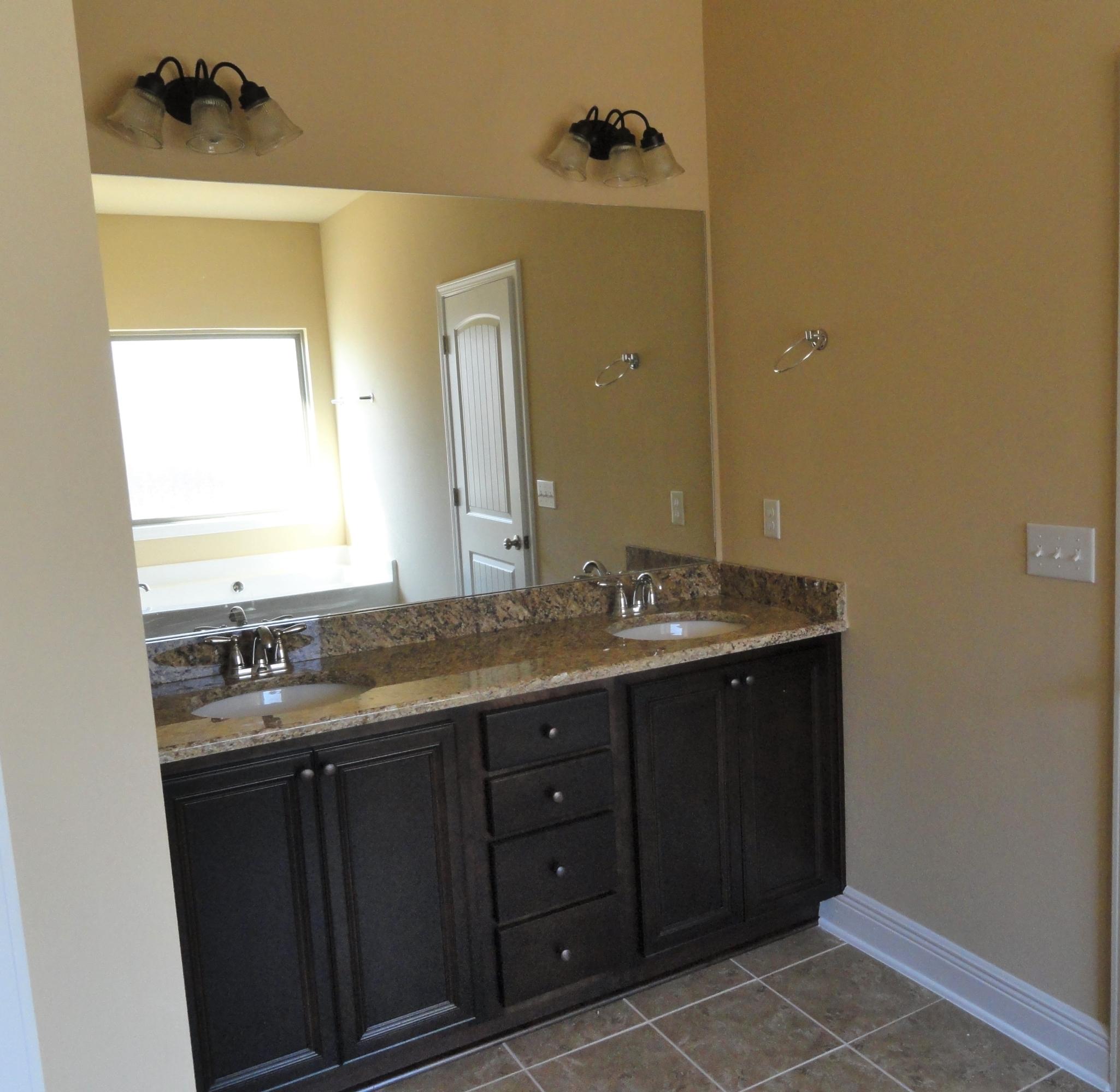 Brownstone Manor - Residential