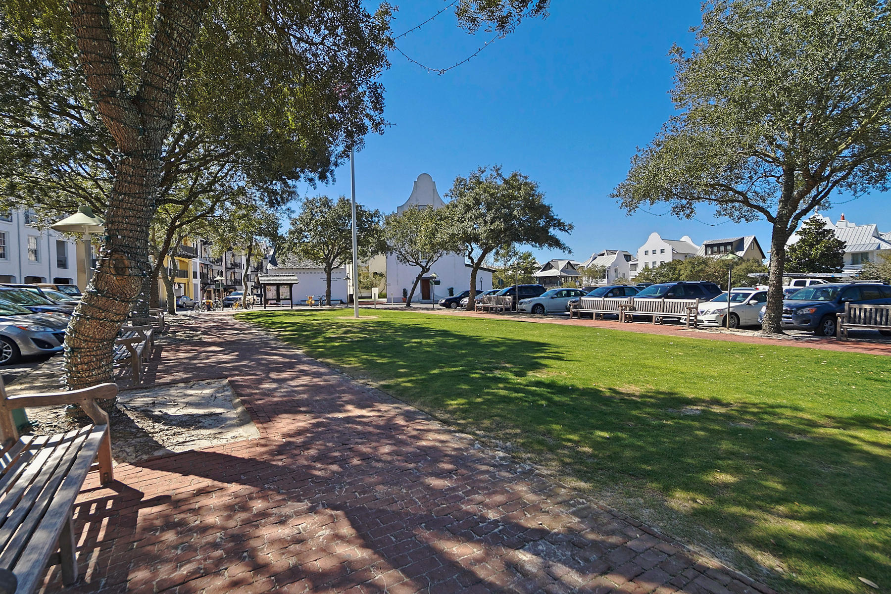 VILLAGE OF SOUTH WALTON - Residential