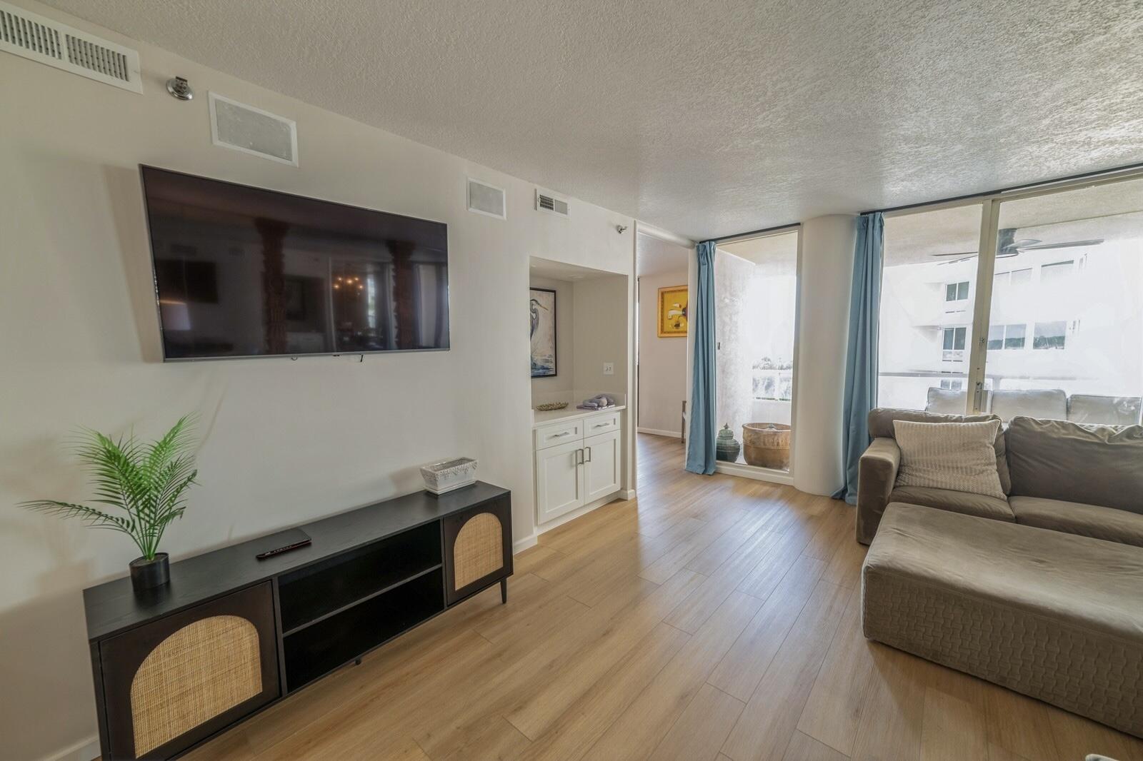 EAST PASS TOWERS CONDO - Residential