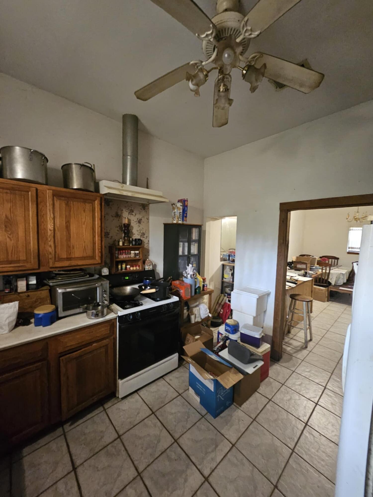 NO RECORDED SUBDIVISION - Residential