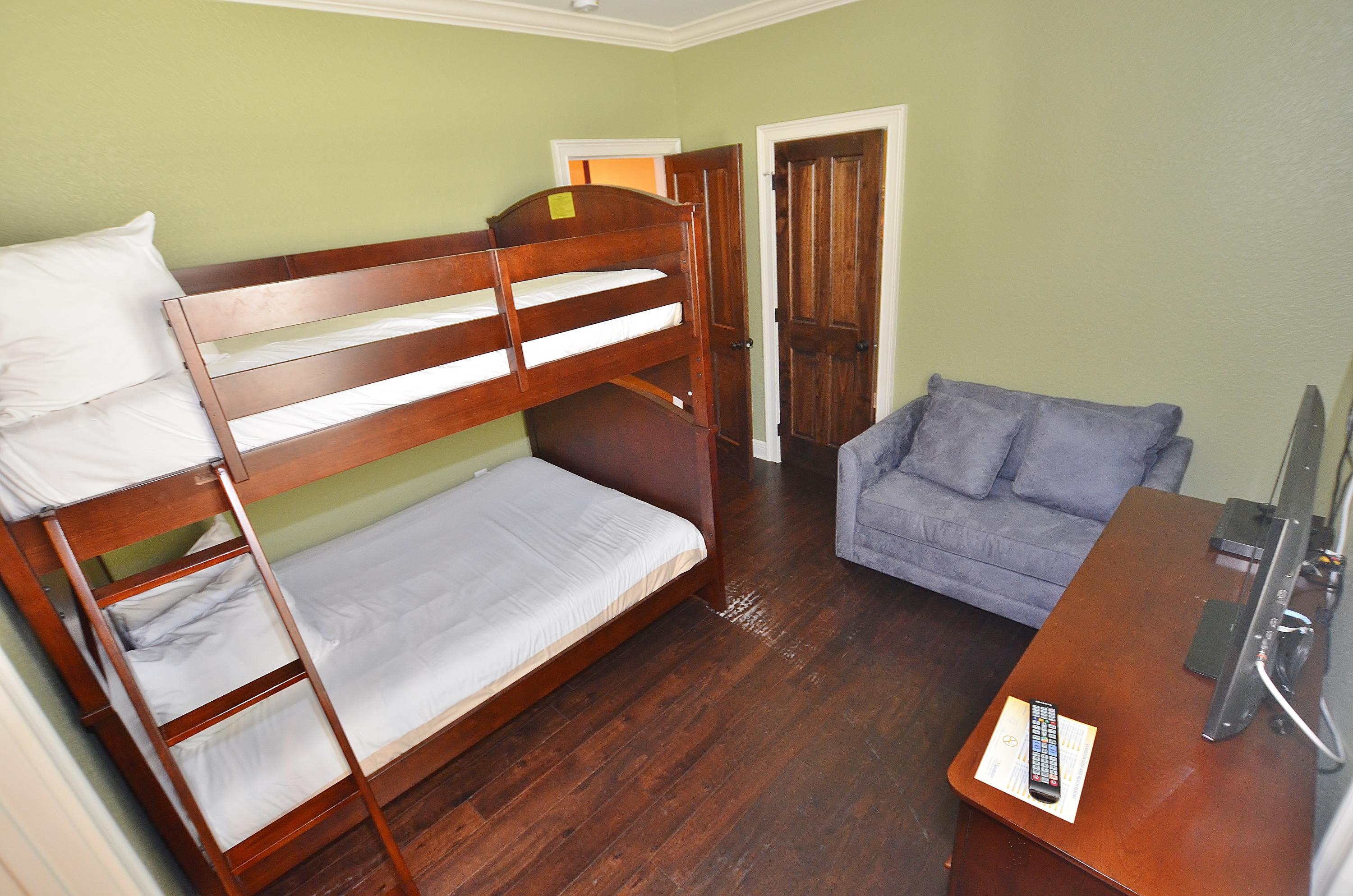 VILLA LAGO - Residential Lease