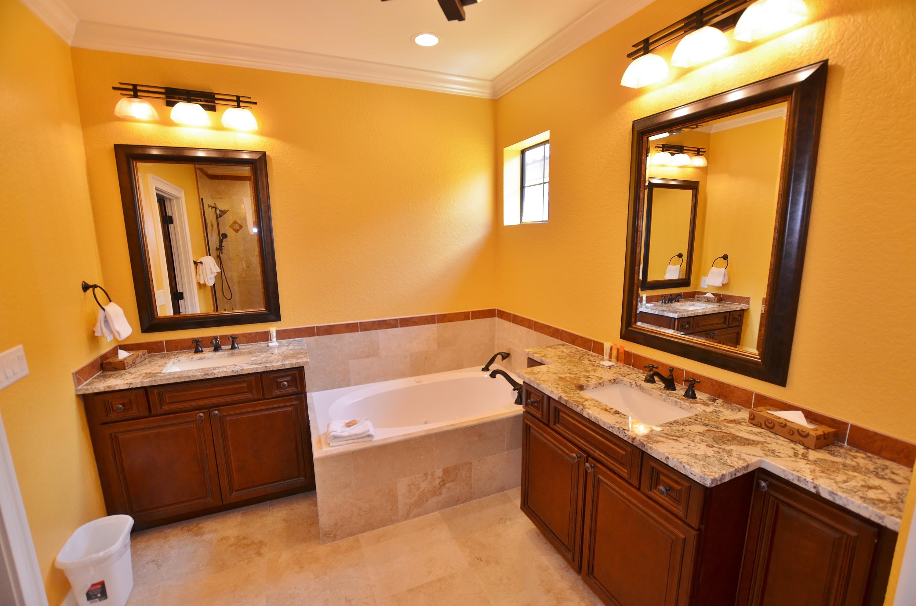 VILLA LAGO - Residential Lease