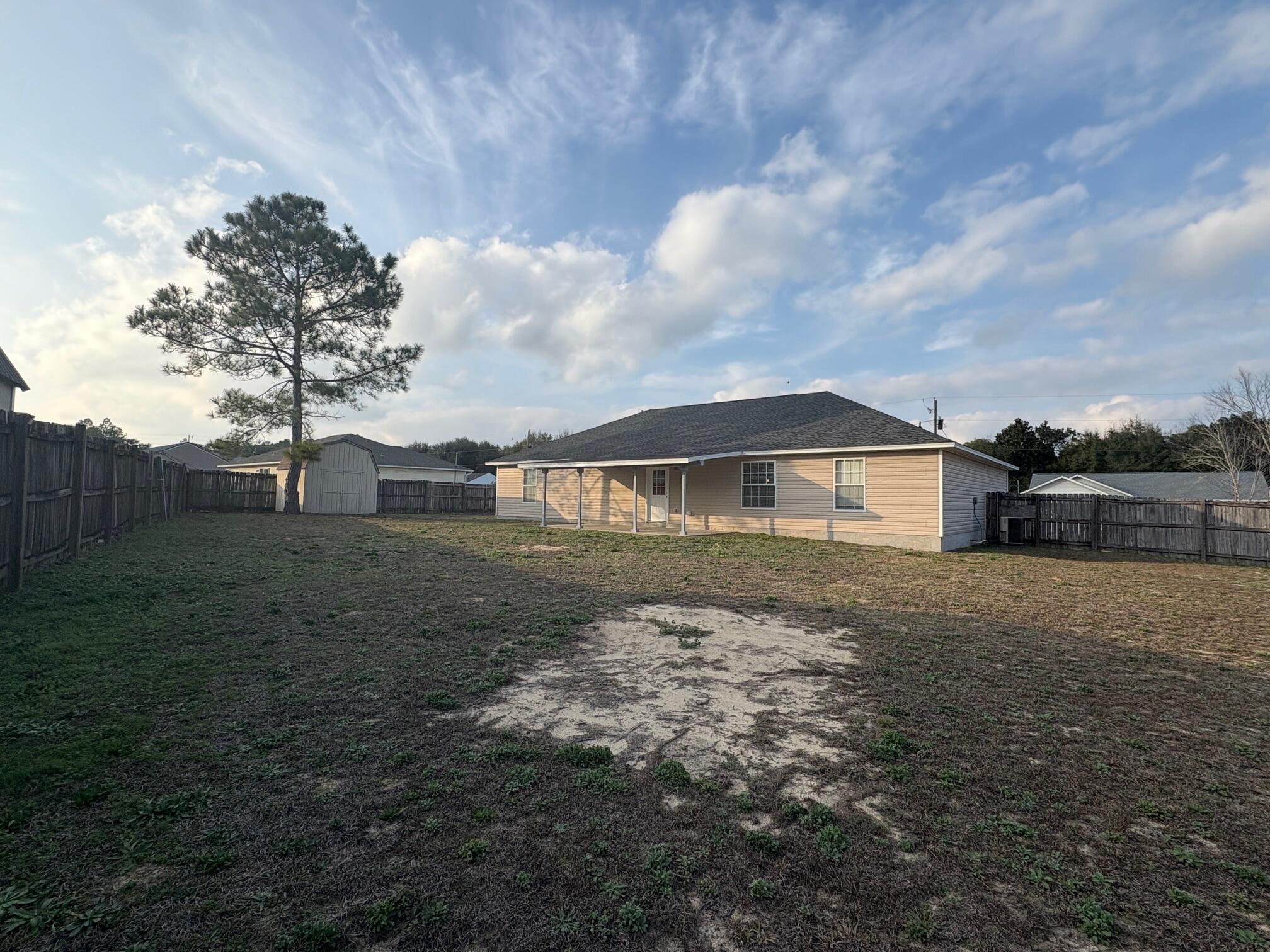 FAIRCHILD ESTATES - Residential Lease