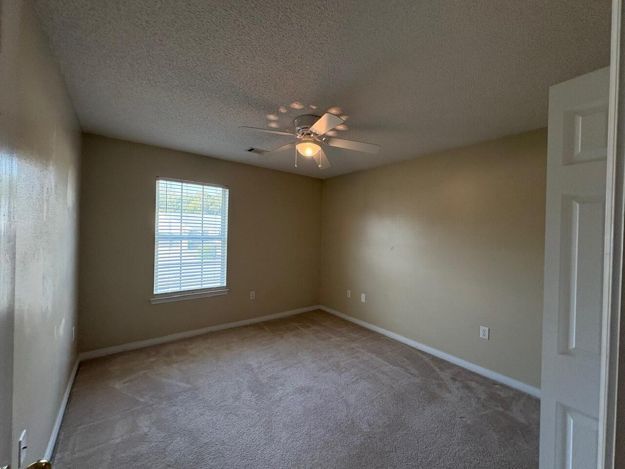 FAIRCHILD ESTATES - Residential Lease